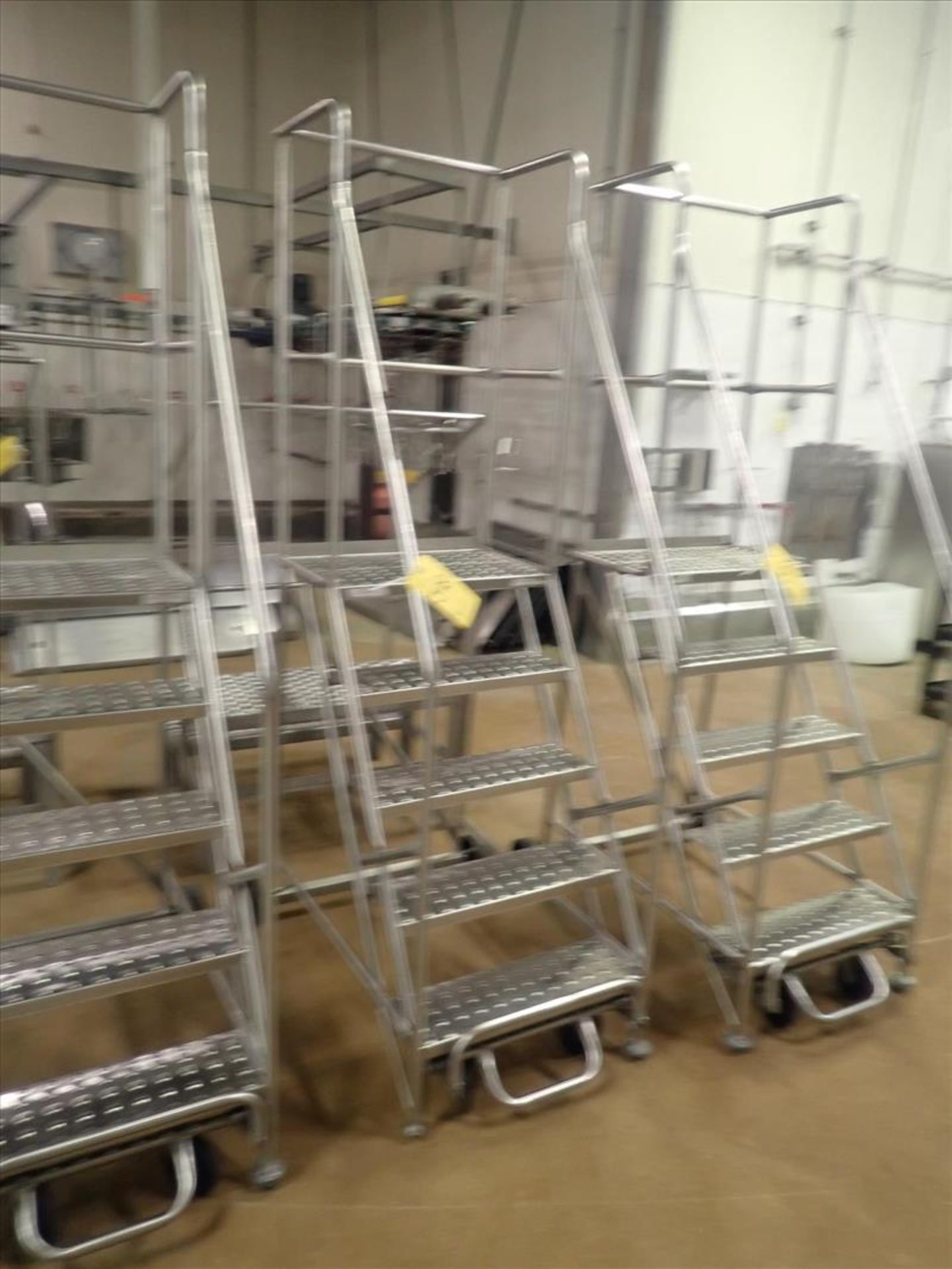 CanWay mobile warehouse ladder, mod. SHSS (2019), stainless steel, 45 in. height [Loc. I.Q.F.