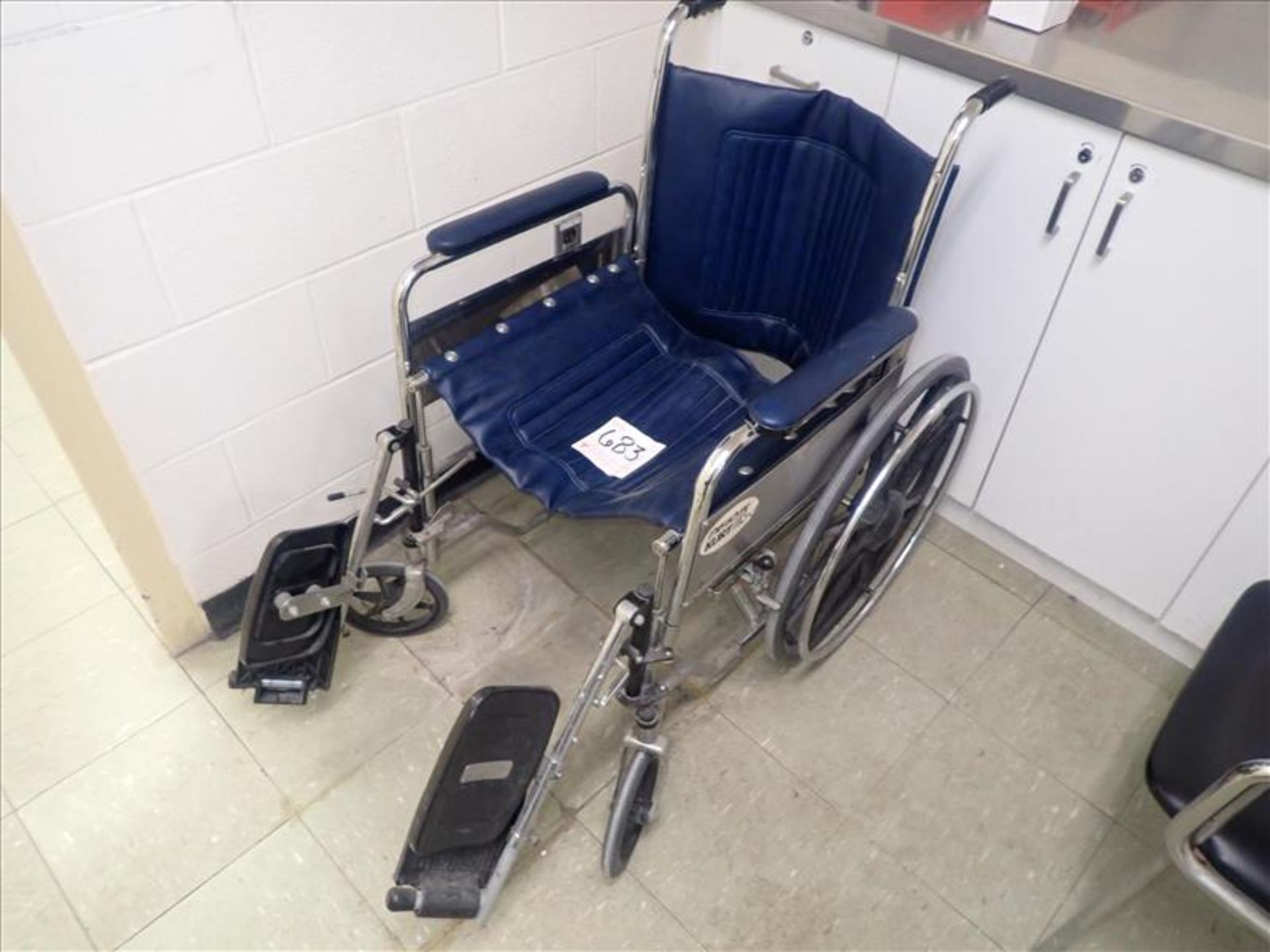 wheel chair