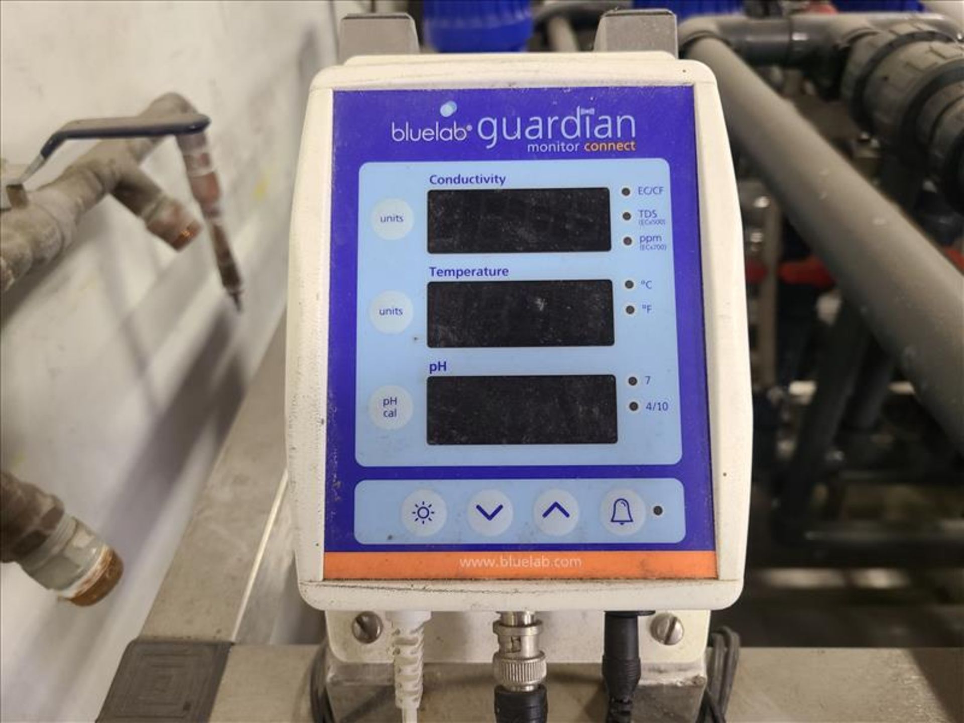 Zwarts/Dosatran 7-filter greenhouse dosing system w/ BlueLab Guardian monitor connect - Image 3 of 6