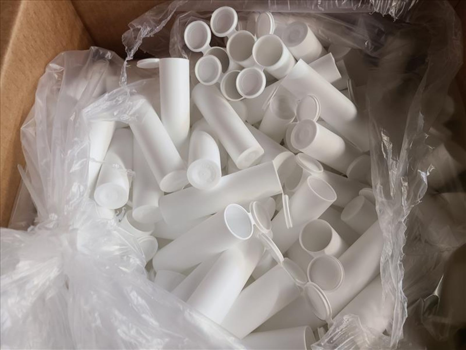 (approx. 23000) tubes, white - Image 2 of 5