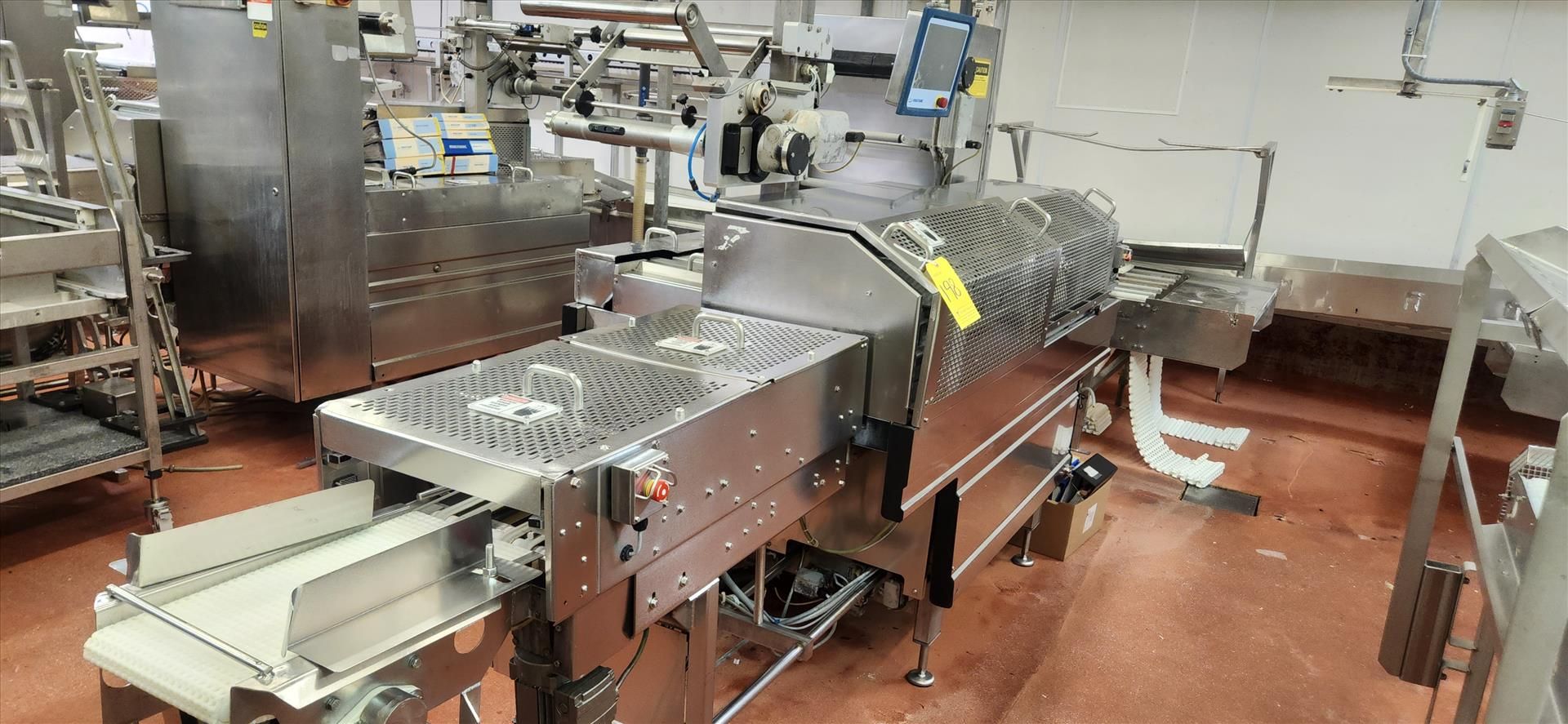 MultiVac tray sealer, mod. T400, stainless steel w/ infeed conveyor [Loc. Cut-Up] - Image 2 of 6