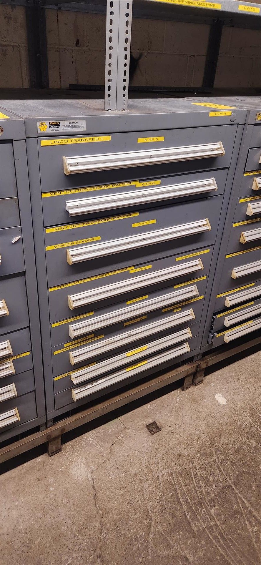 Vidmar small parts cabinet, 8-drawer [Loc. Basement - Ryding]