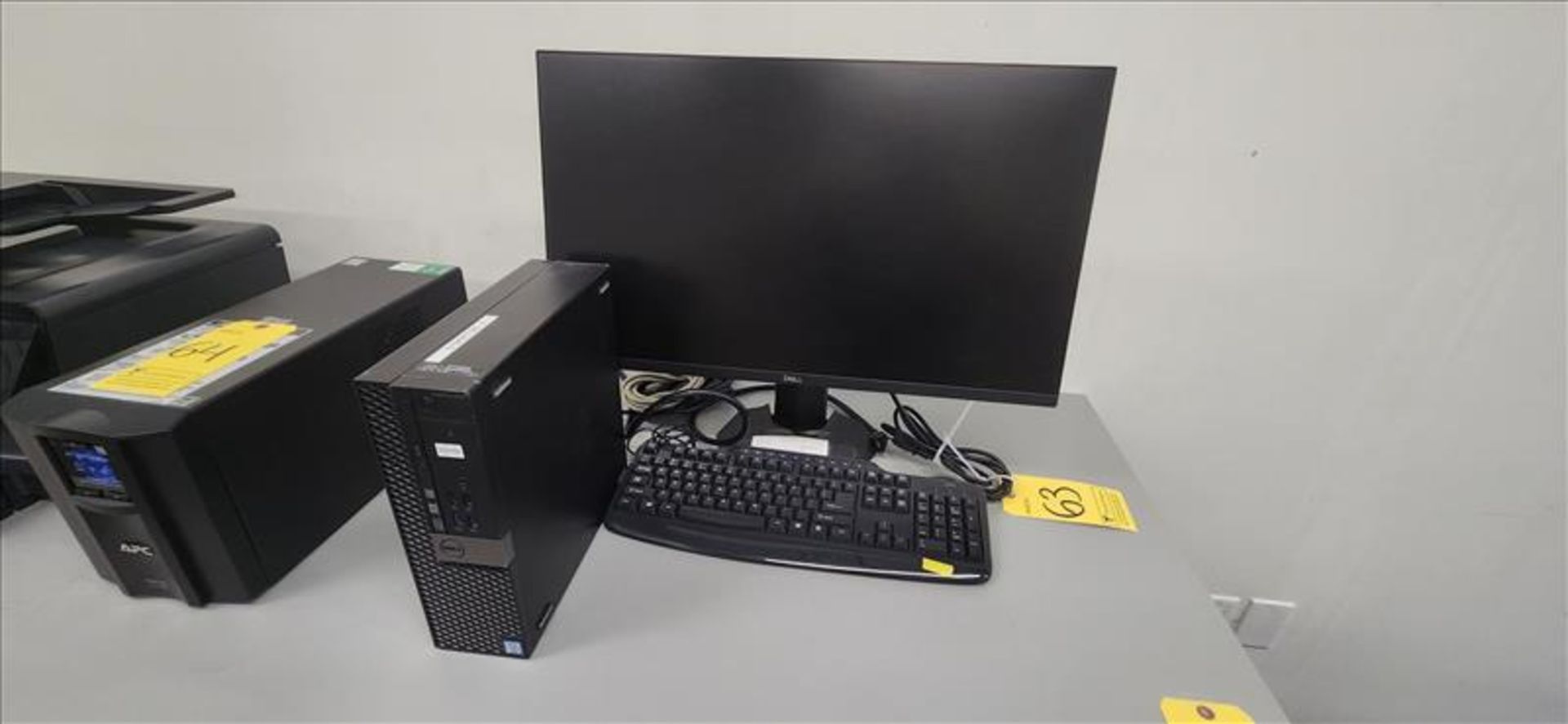 Dell Desktop mod. D11S c/w monitor and keyboard