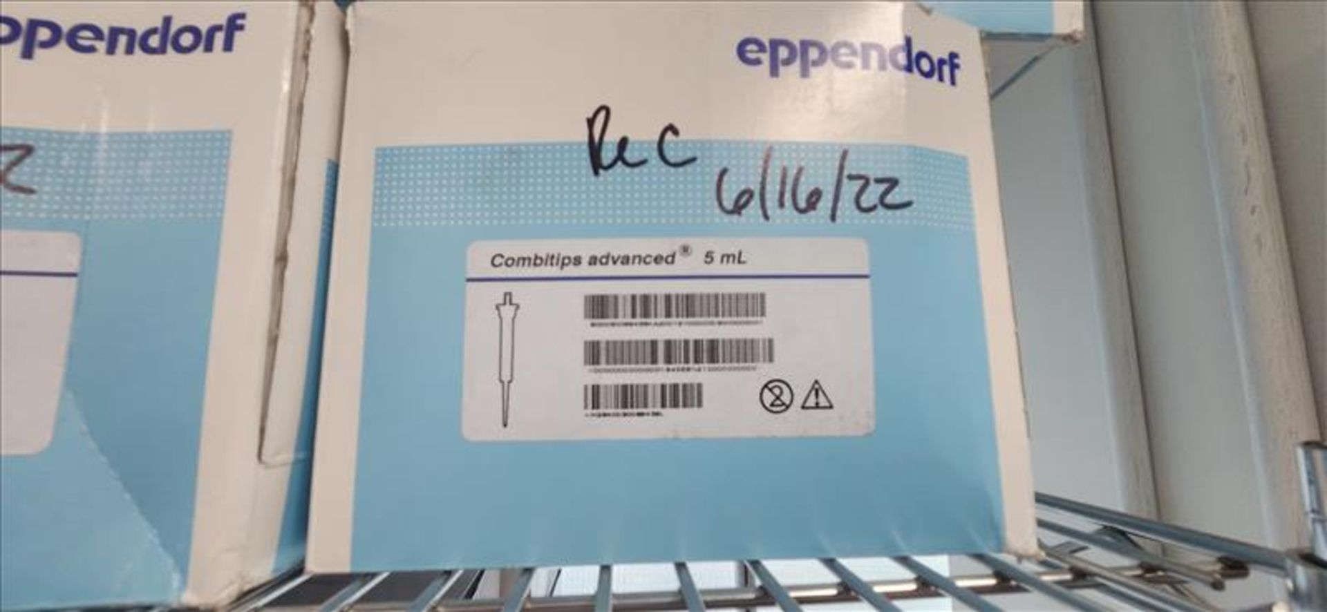 Lot of Eppendorf Combitips advanced Pipette Tips varying volumes