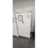 Fridgidaire Refrigerator mod. FFRU17B2QWD, S/N WA60101728