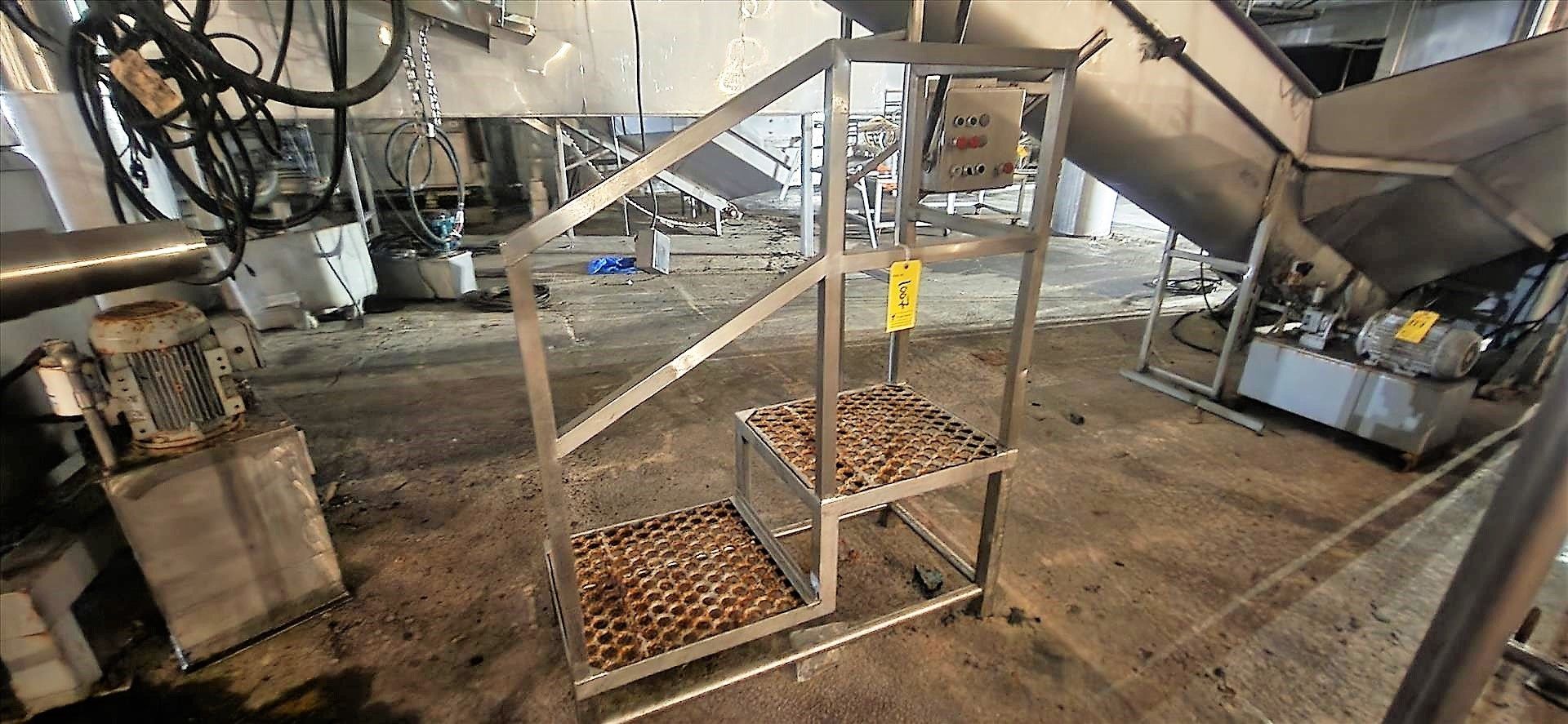 work platform, stainless steel frame, approx. 24 in. x 24 in. x 24 in. high [TAG 1007 - LOC