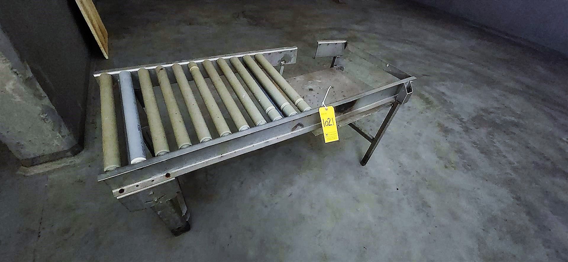 roller conveyor, stainless steel, approx. 29 in. x 60 in. [TAG 1021 - LOC Paletta Cr.]