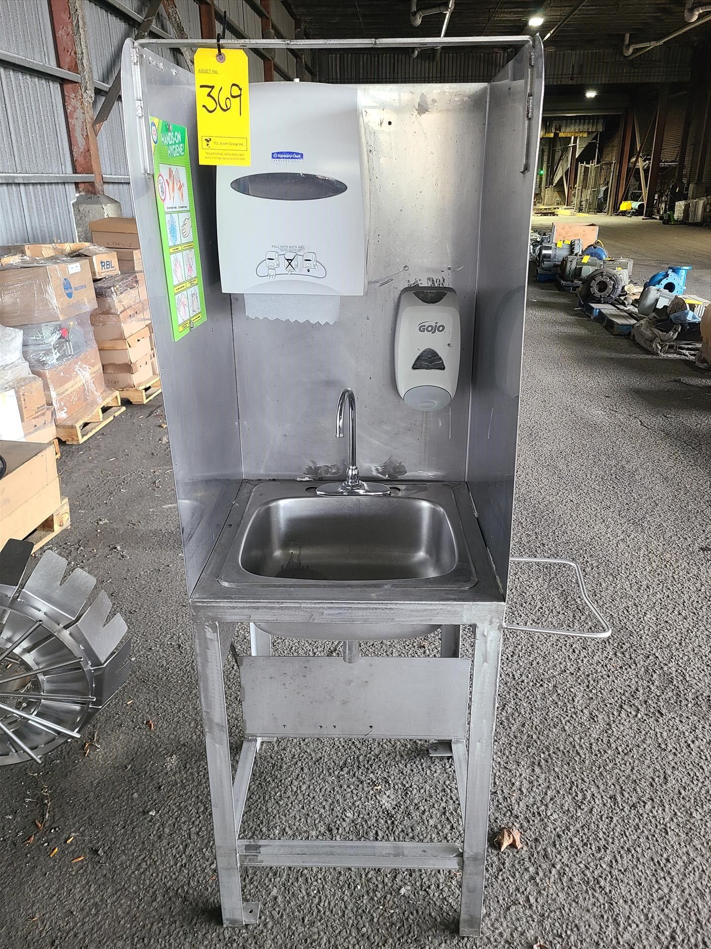 hand sink, stainless steel [Loc. Truck Bay]