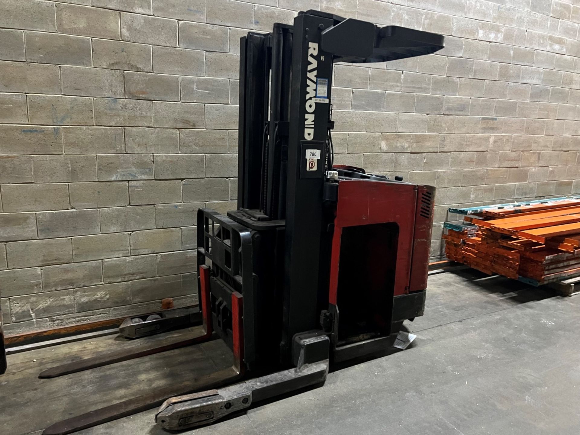 Stand Up Forklift