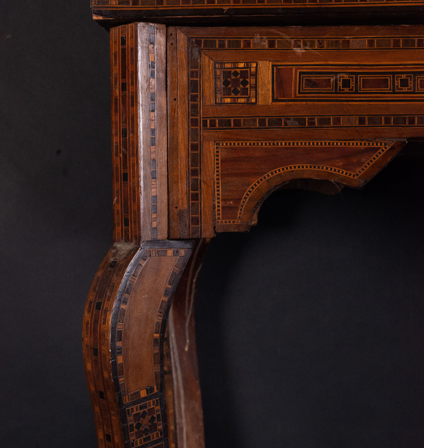 Important Games Table from Granada in Wood and Mother of Pearl Inlay, 19th century - Image 9 of 15