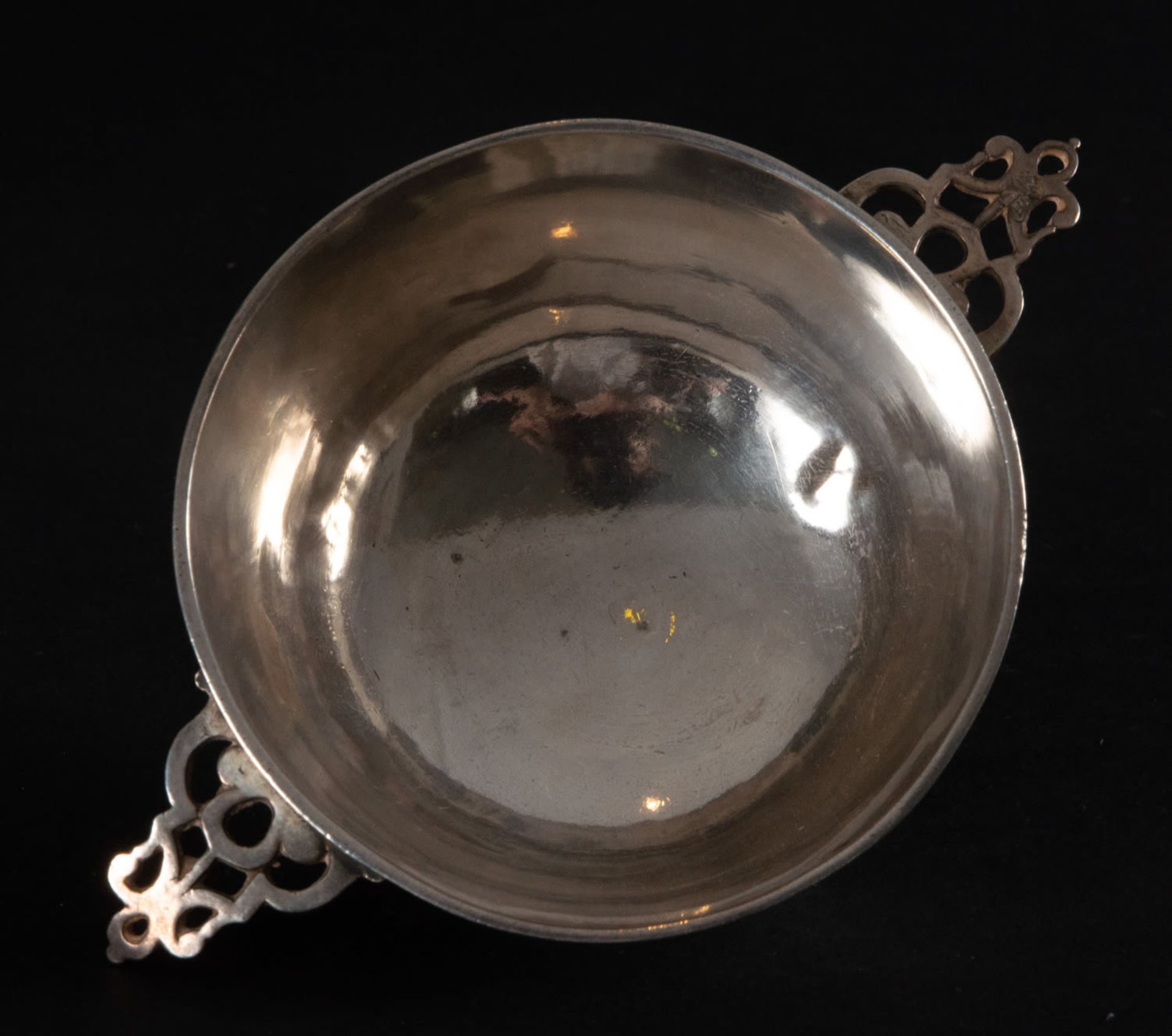Pair of Wine Glass and Salvilla in solid silver from the 18th century, marks of Grande, Córdoba - Image 4 of 5