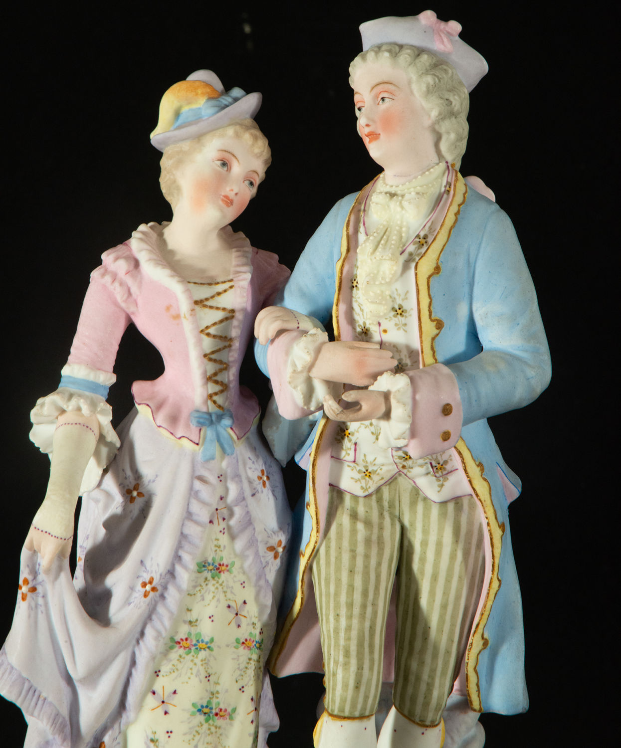 Porcelain couple in love, France, 19th century - Image 3 of 9