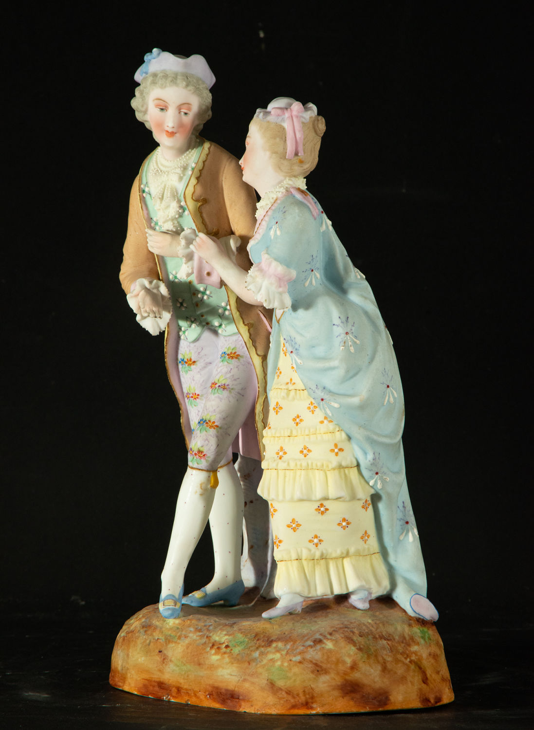 Porcelain couple in love, France, 19th century - Image 7 of 9