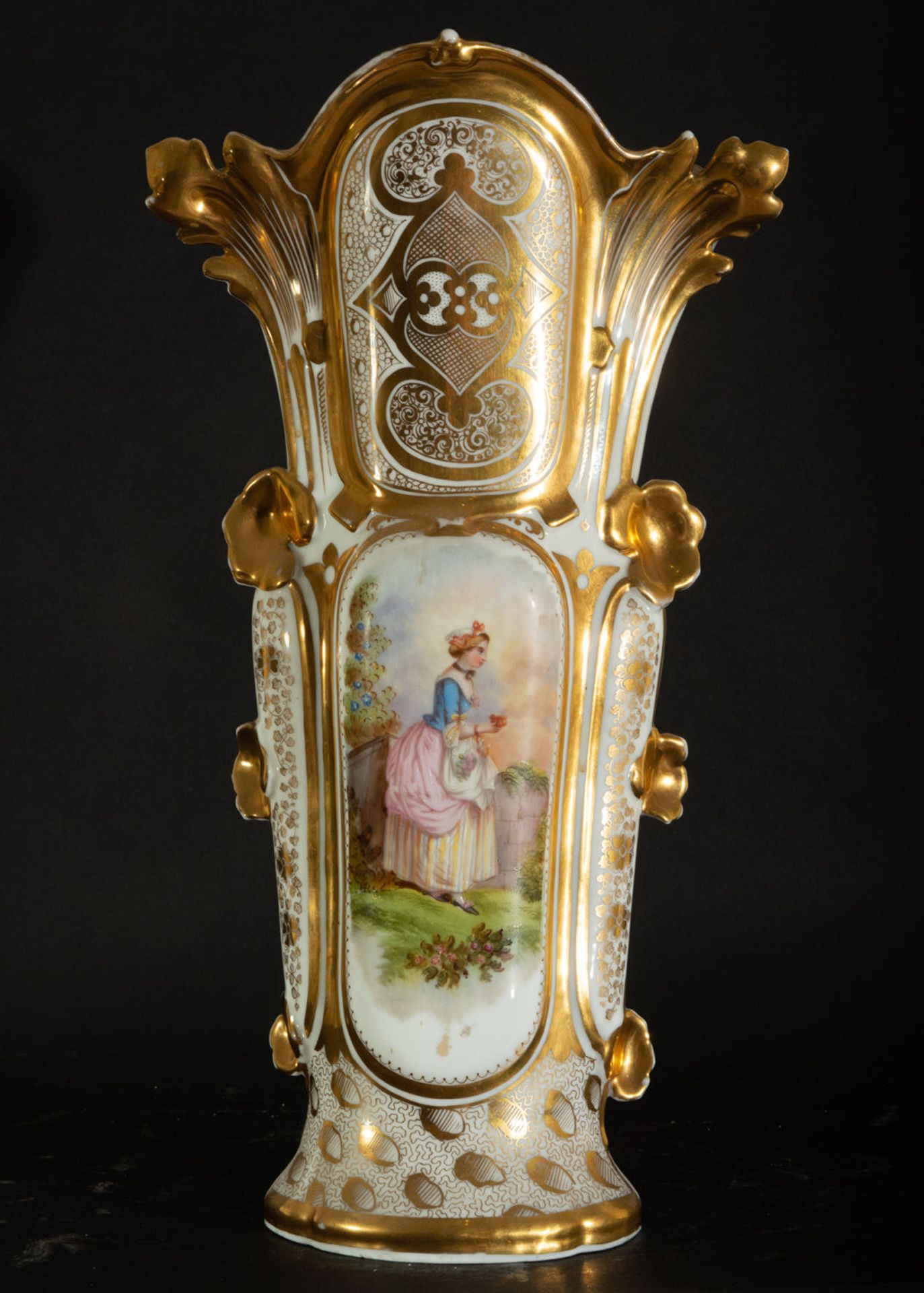 Elegant Pair of Old Paris Porcelain Vases, 19th century - Image 8 of 11