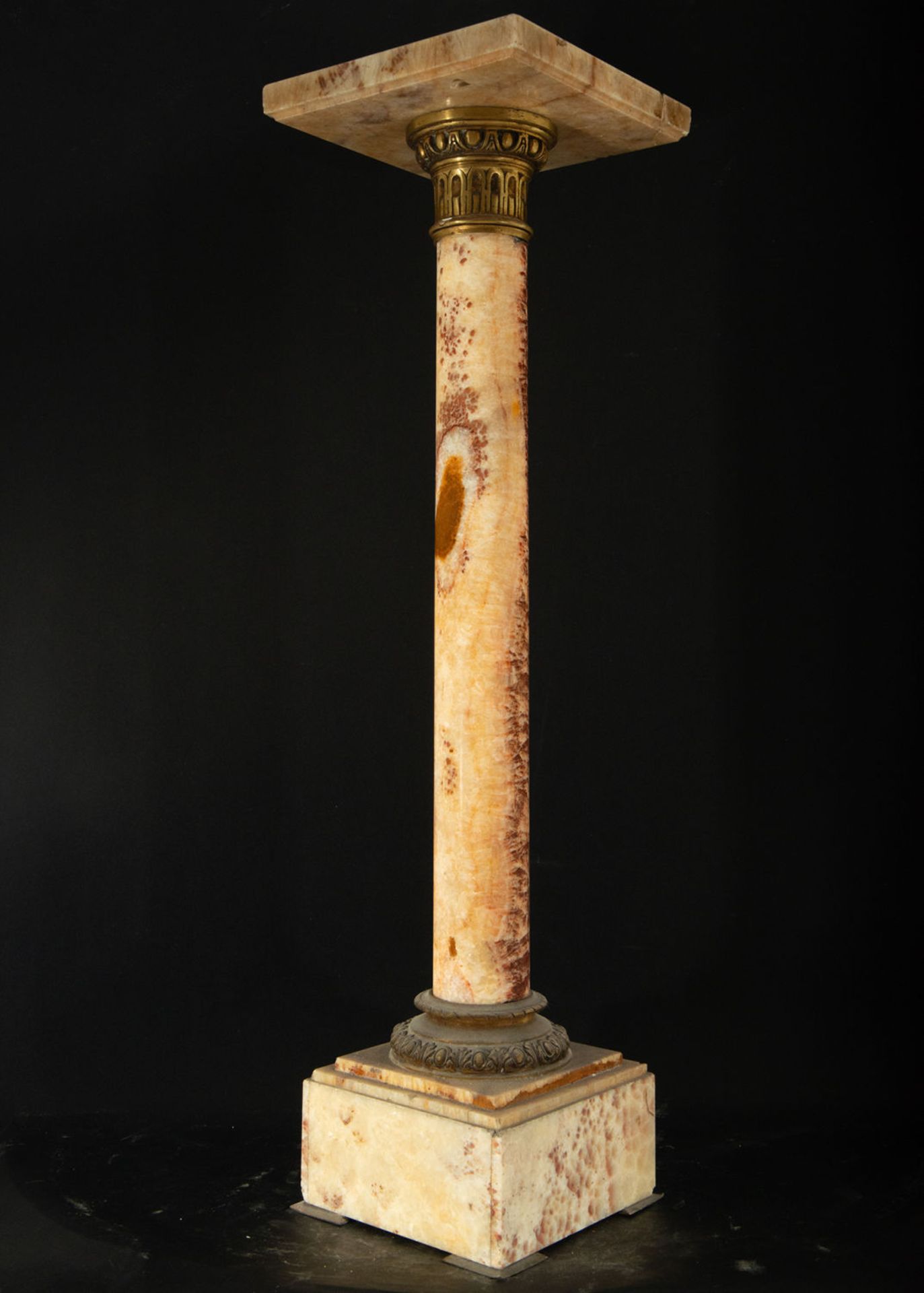 Onyx and gilt bronze base, XIX - XX century - Bild 3 aus 3