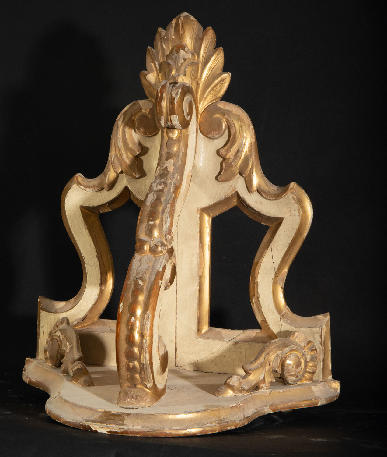 Wall bracket in lacquered and partially gilded wood, 19th century - Image 3 of 4
