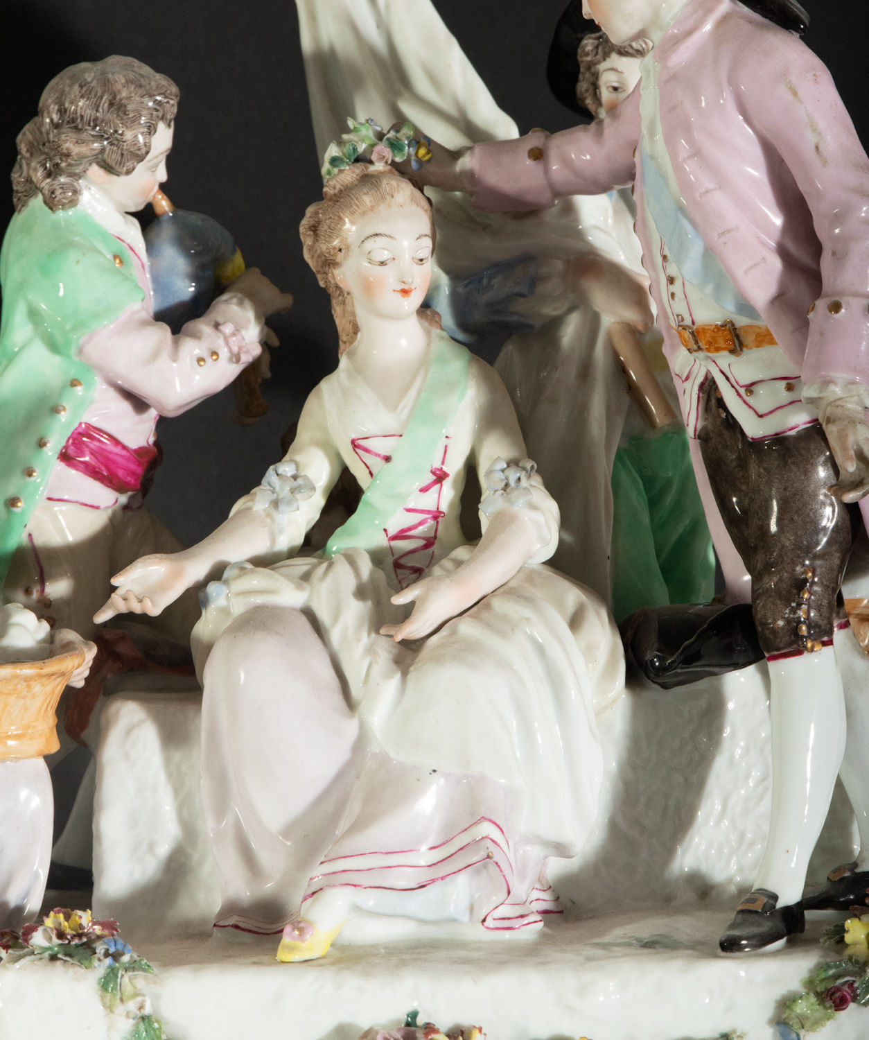 Marie Antoinette and Louis XVI in German porcelain, 19th century - Image 9 of 9