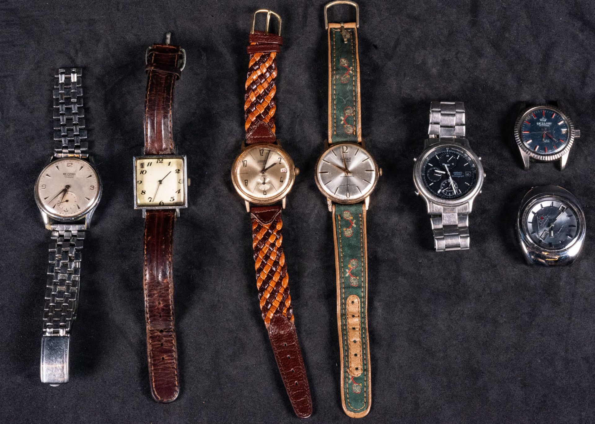 Lot of 7 vintage watches 20th century