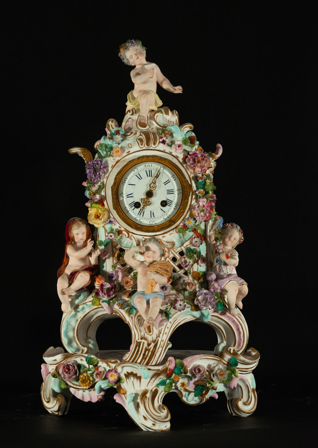 Clock trim and Candelabra in Meissen porcelain with Cherub motifs, 19th century - Image 2 of 16