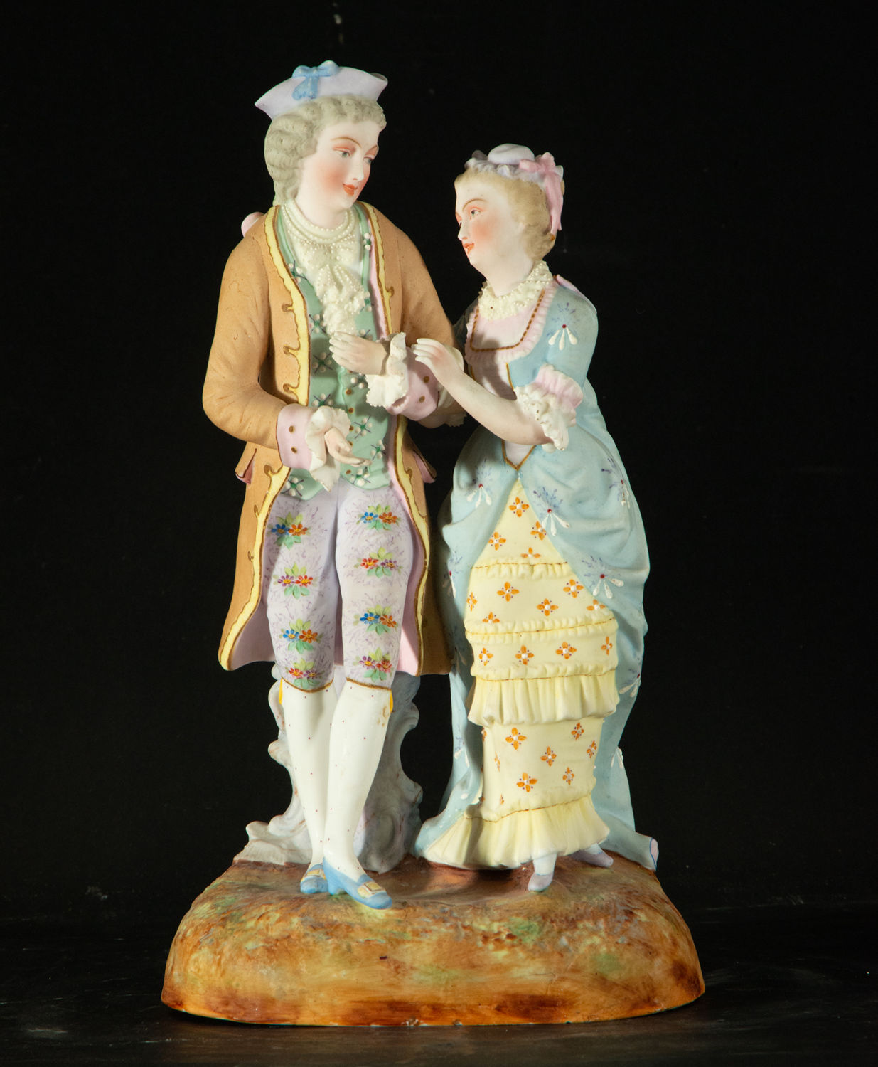 Porcelain couple in love, France, 19th century - Image 6 of 9