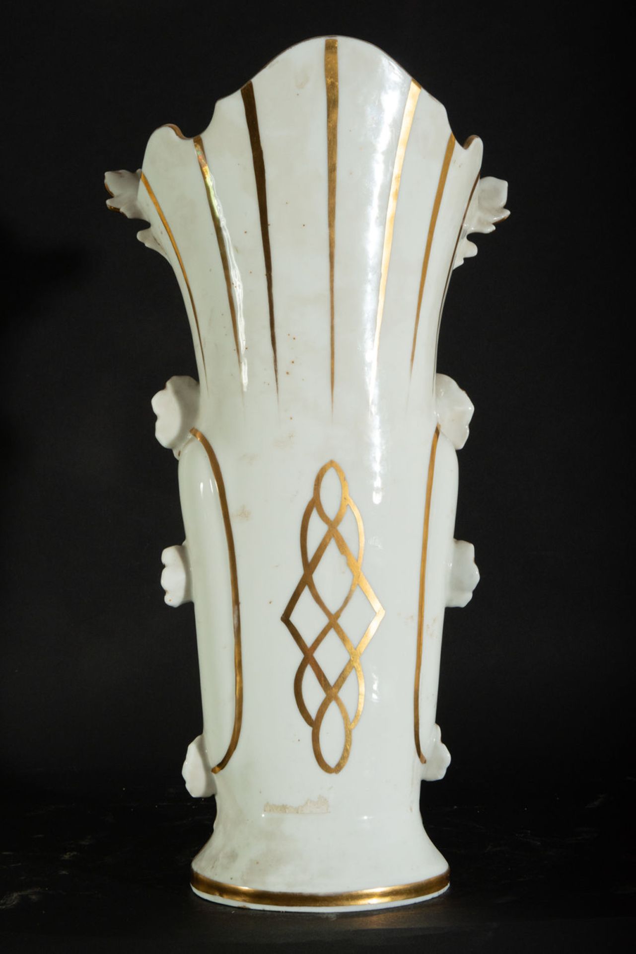 Elegant Pair of Old Paris Porcelain Vases, 19th century - Image 11 of 11