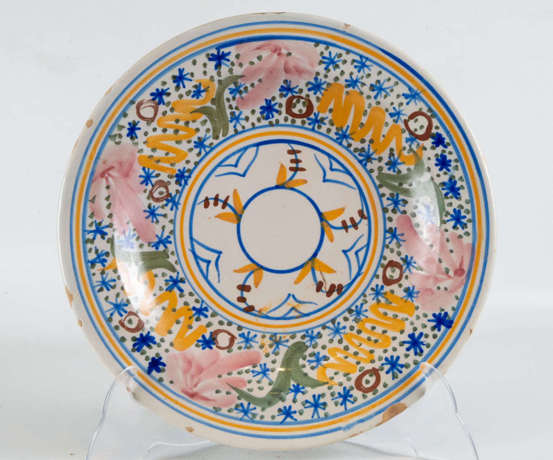 Ceramic plate from Manises, 20th century