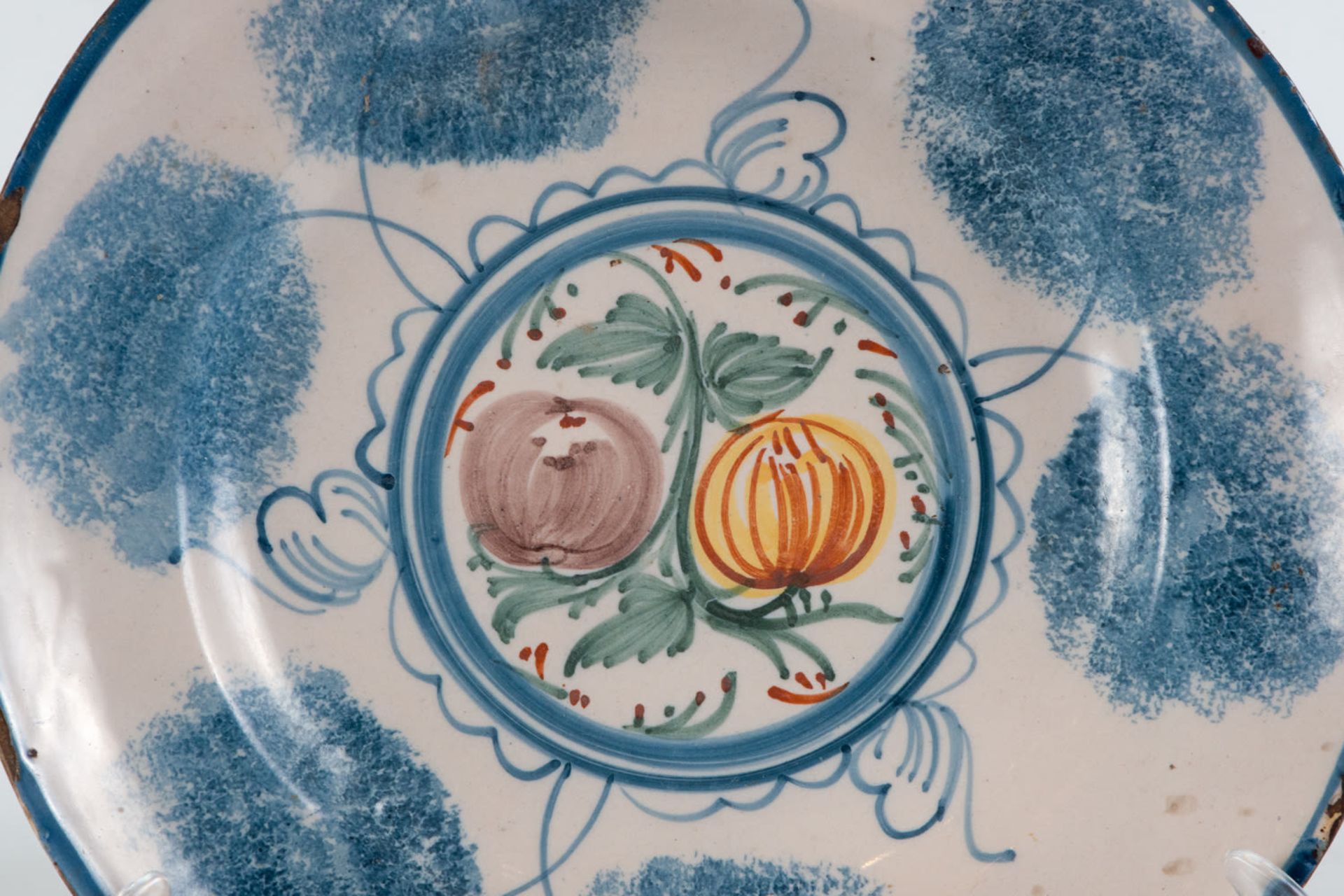 Ceramic plate from Manises, 19th century - Bild 2 aus 3
