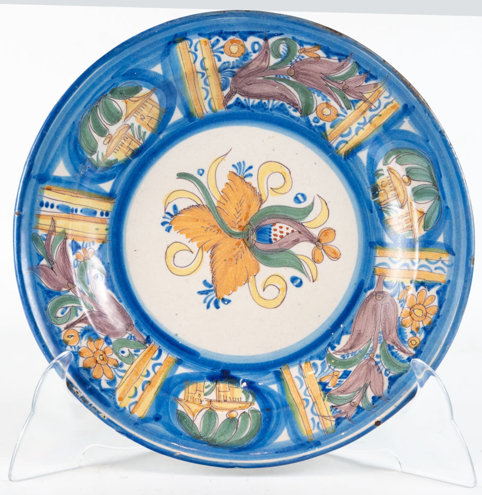 Ceramic plate from Manises, 19th century