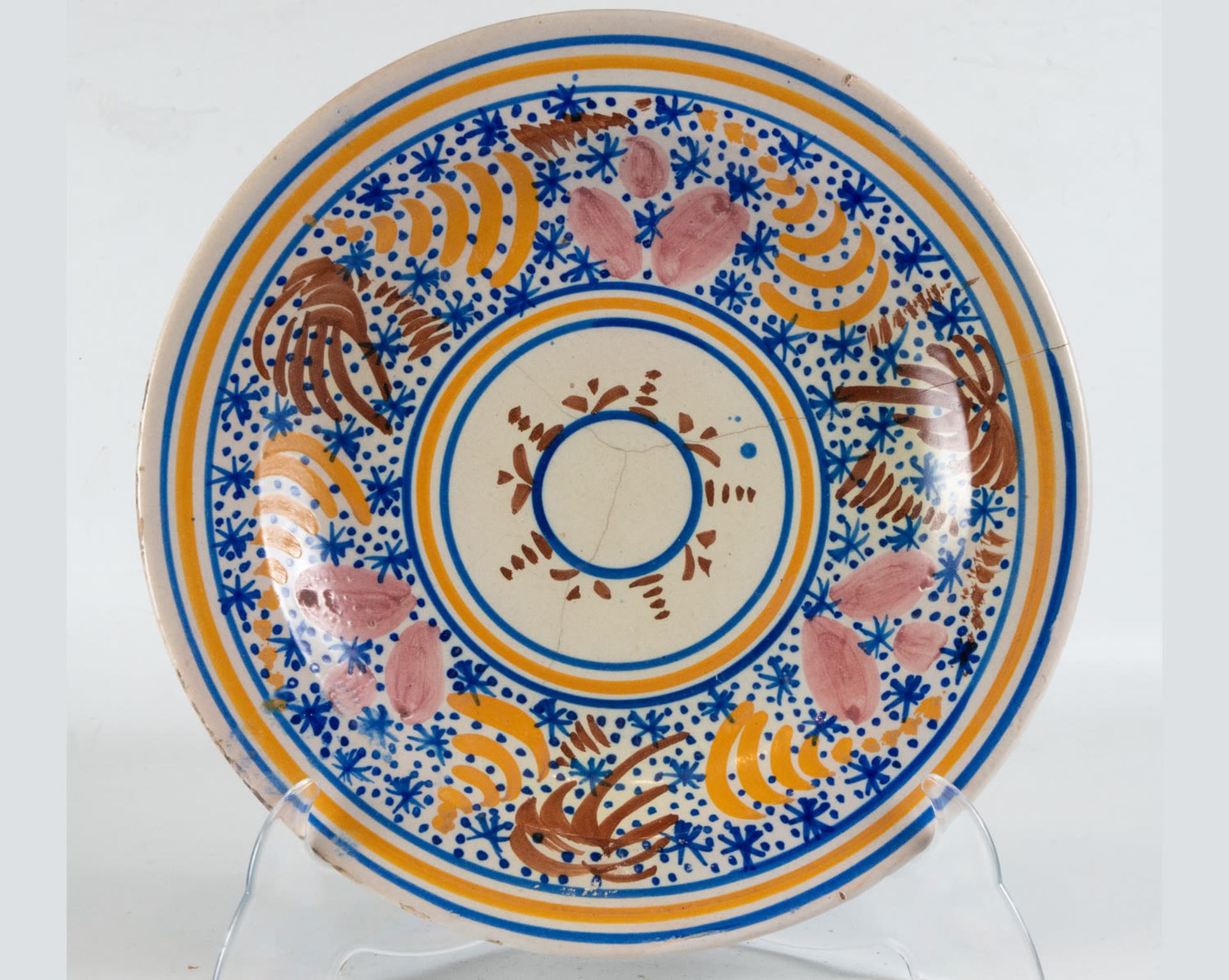 Ceramic plate from Manises, 20th century
