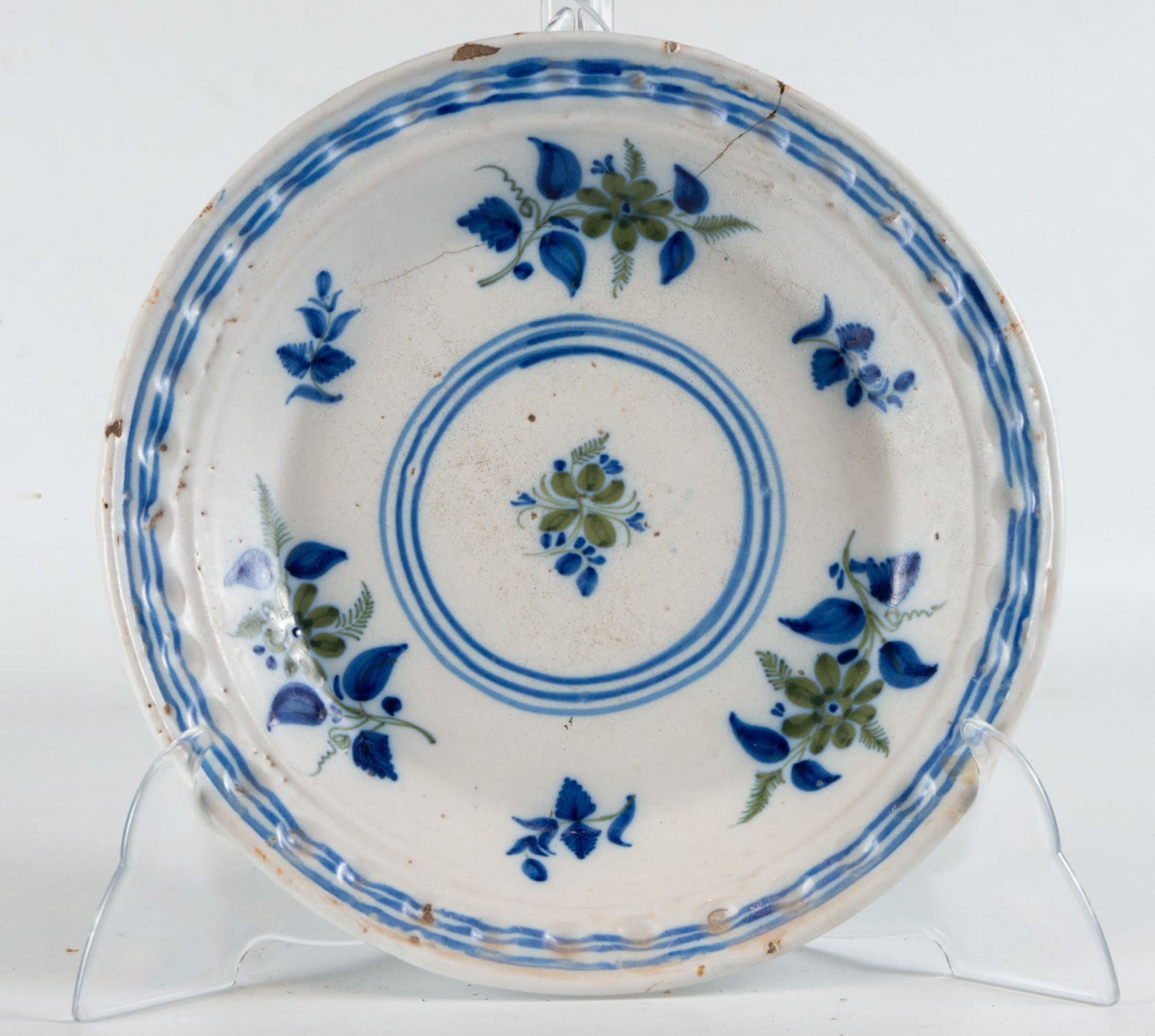 Ceramic plate from Manises, 20th century