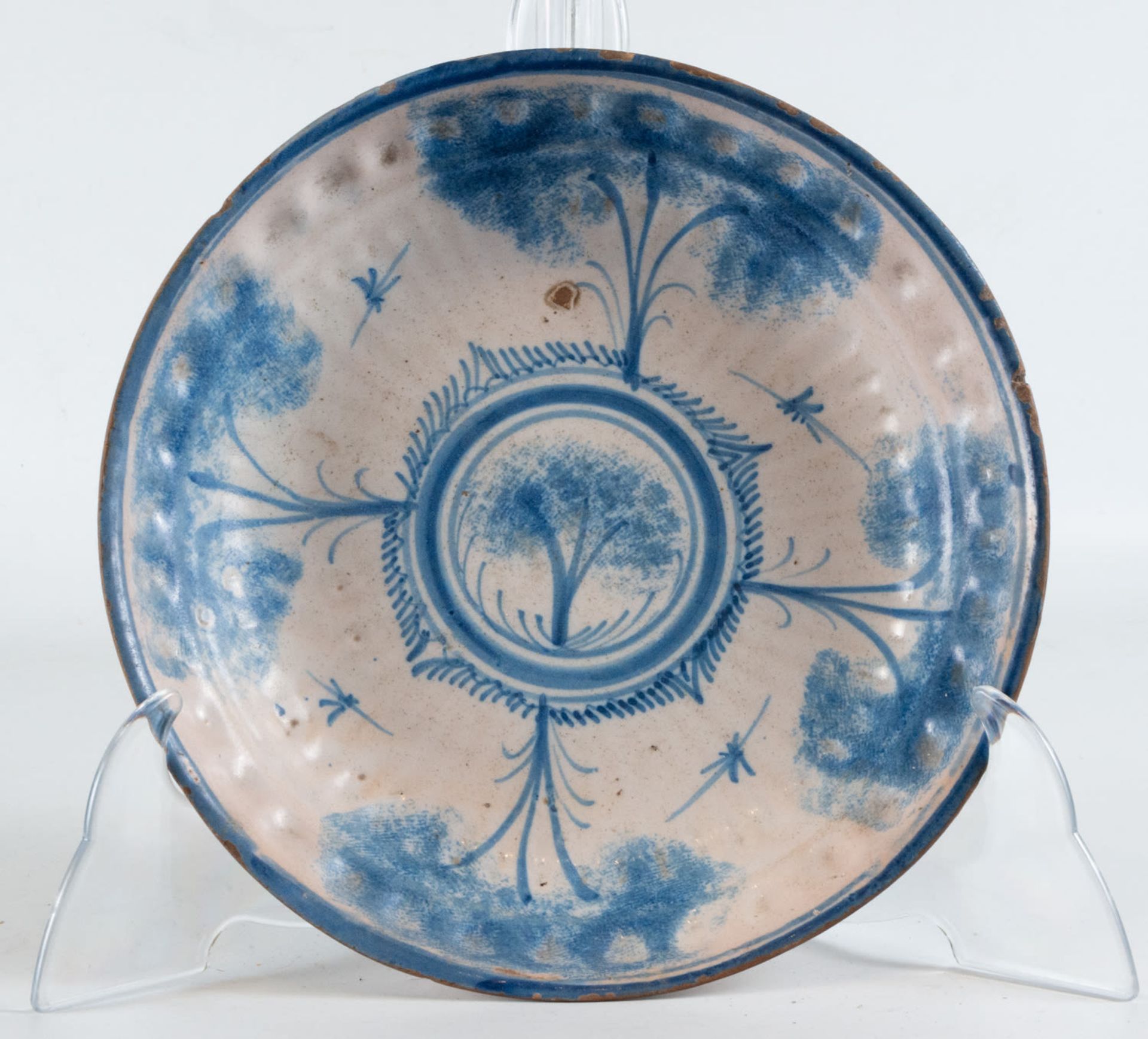 Ceramic plate from Manises, 19th century
