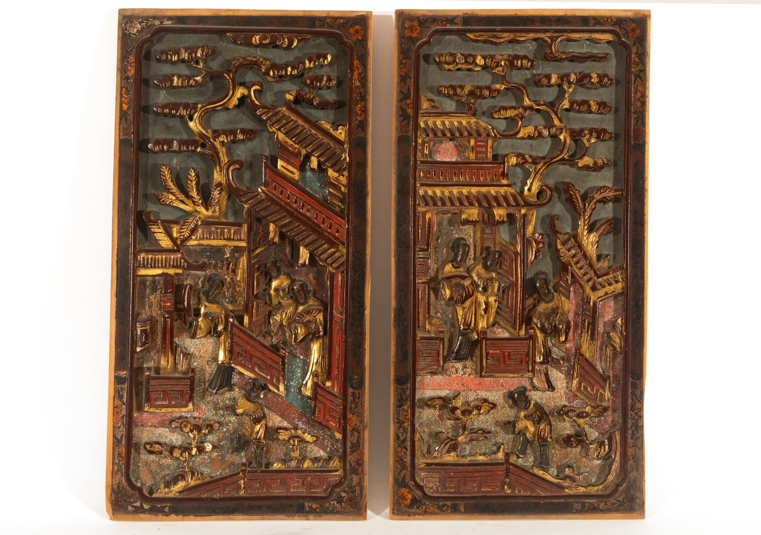 Pair of Chinese ceiling lights in gilded and polychrome wood, 19th century