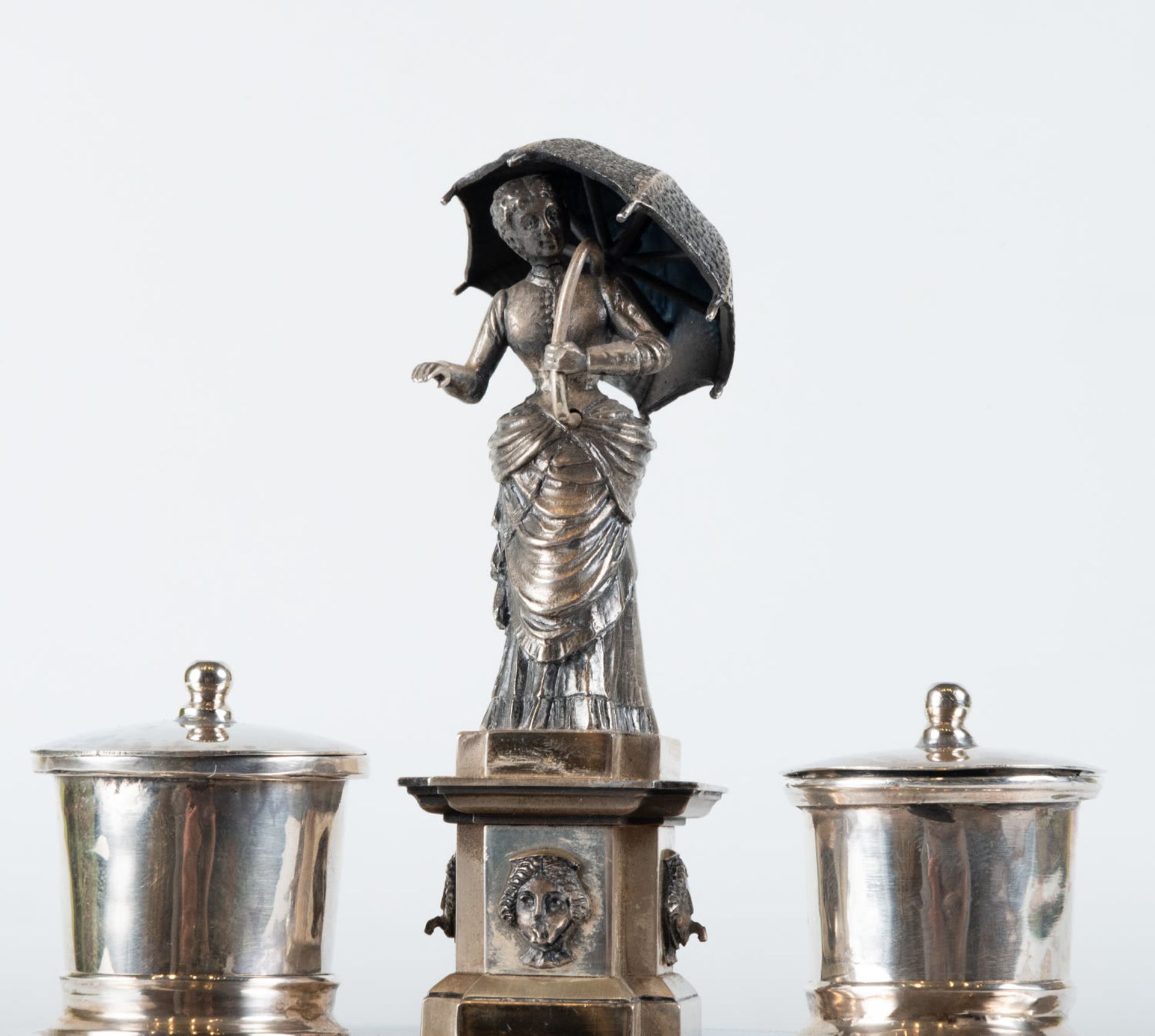 Writing Set with Lady and parasol, in 800 silver - Bild 2 aus 8