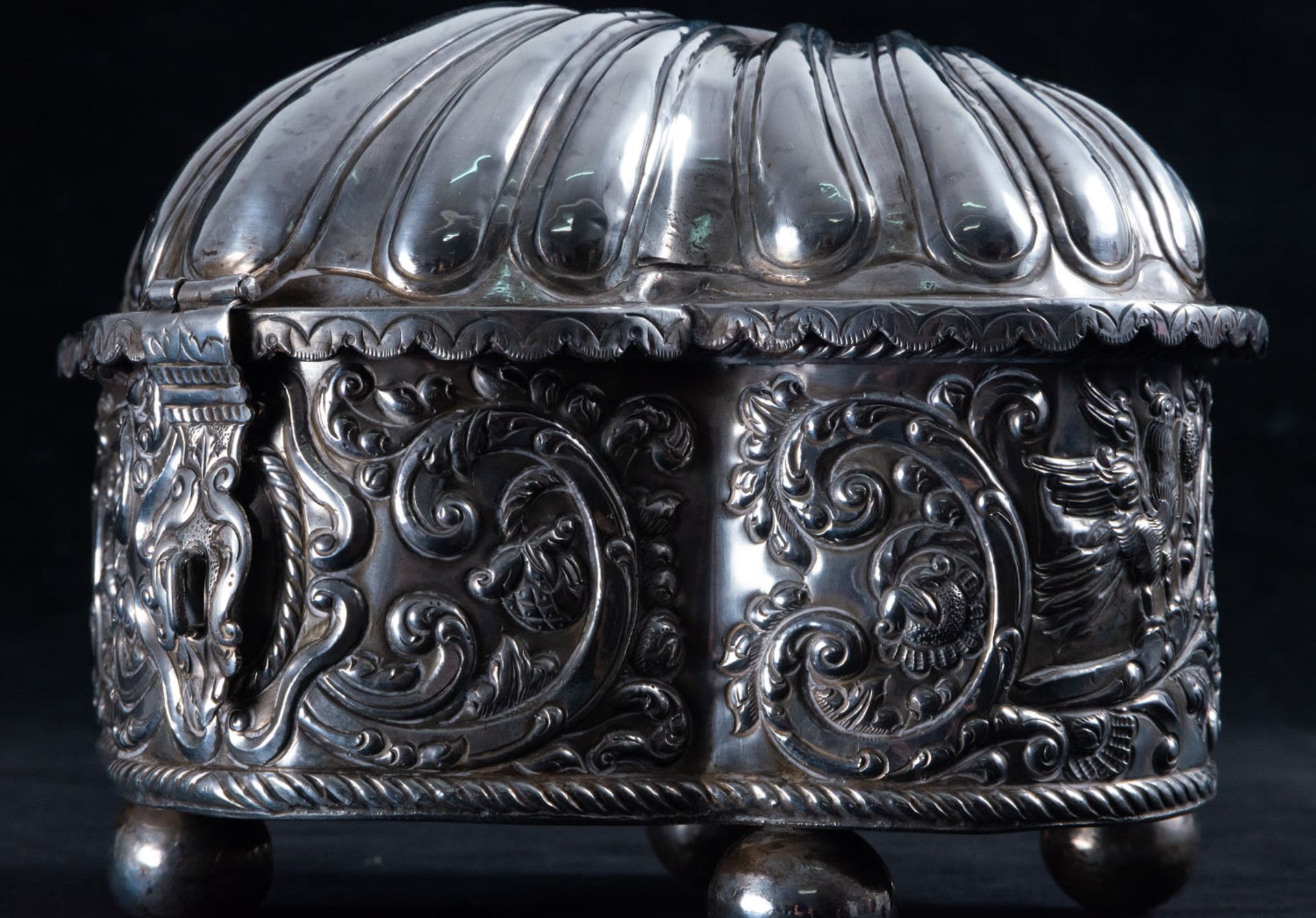 Exceptional Coquera in silver, colonial work, Cuzco, Peru, 18th century - Image 4 of 8