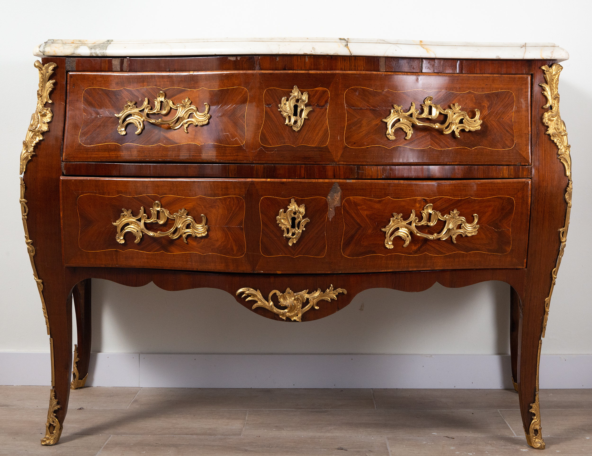 Important French chest of drawers Louis XV original stamped Antoine Mathieu Criard, 18th century