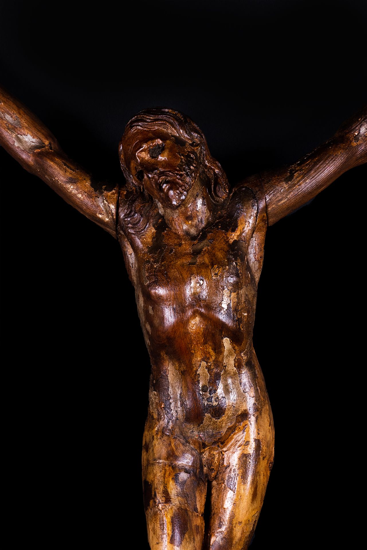 Christ in wood, with traces of original polychrome, based on Michelangelo's model, 16th - 17th centu - Image 2 of 9