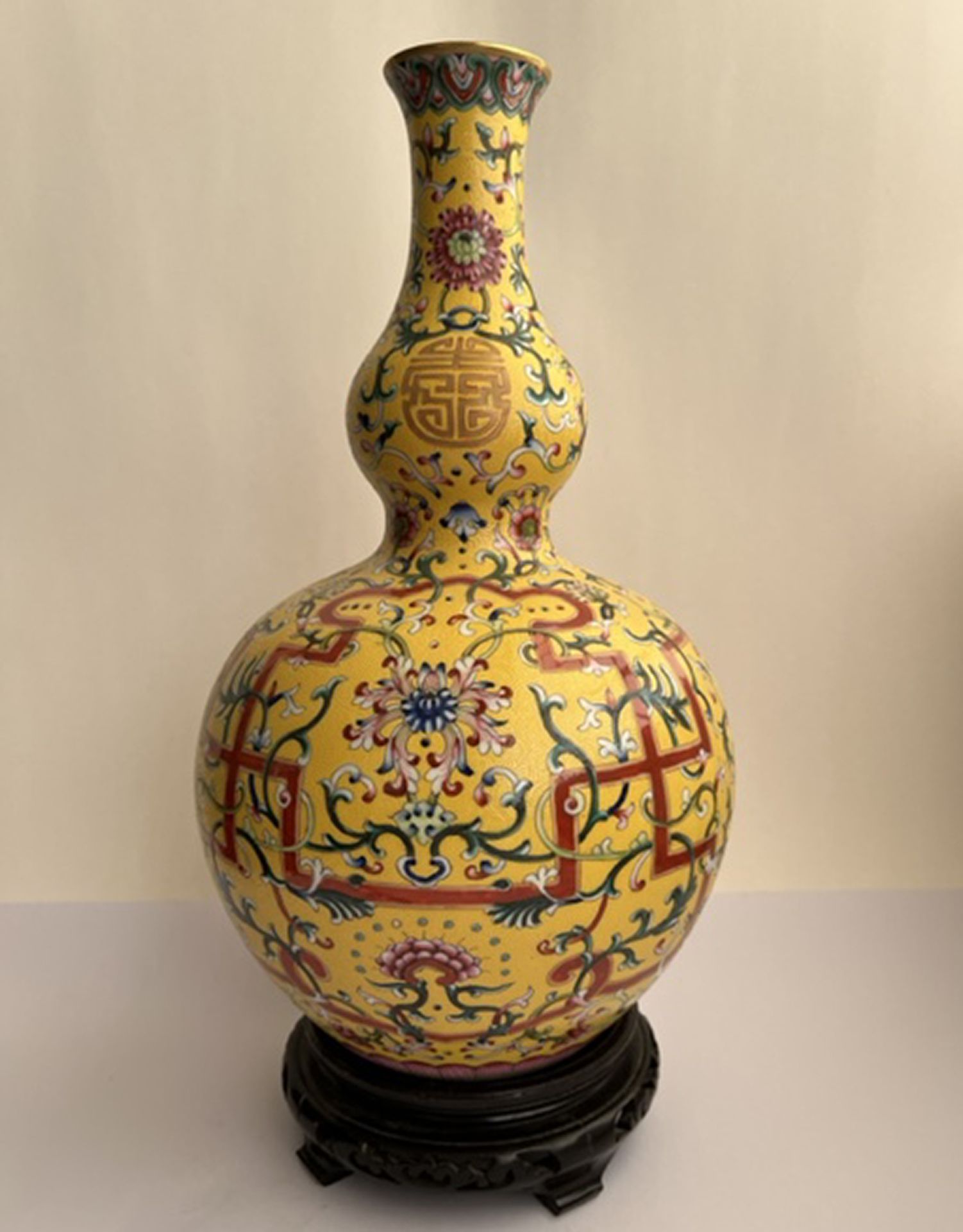 Yellow famille rose vase, Qianlong mark on the base, 20th century
