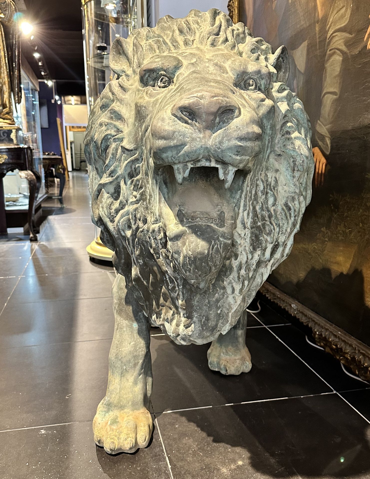 Important Large Pair of Life-Size African Lions, in Bronze, Neapolitan casting, 20th century - Image 9 of 9