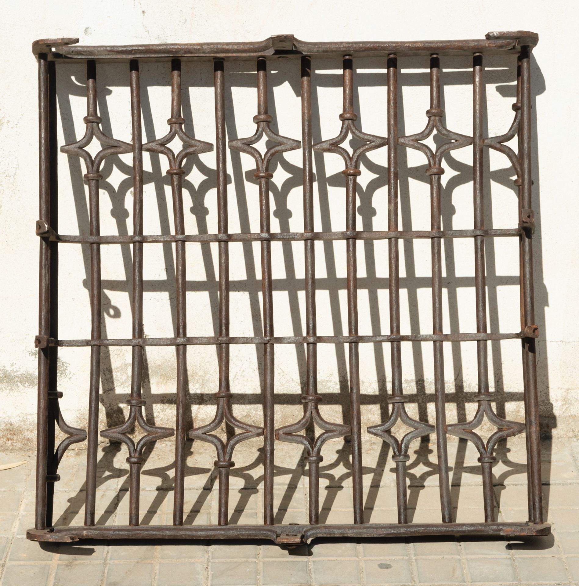 Wrought iron grill for window, 18th century - Image 3 of 3