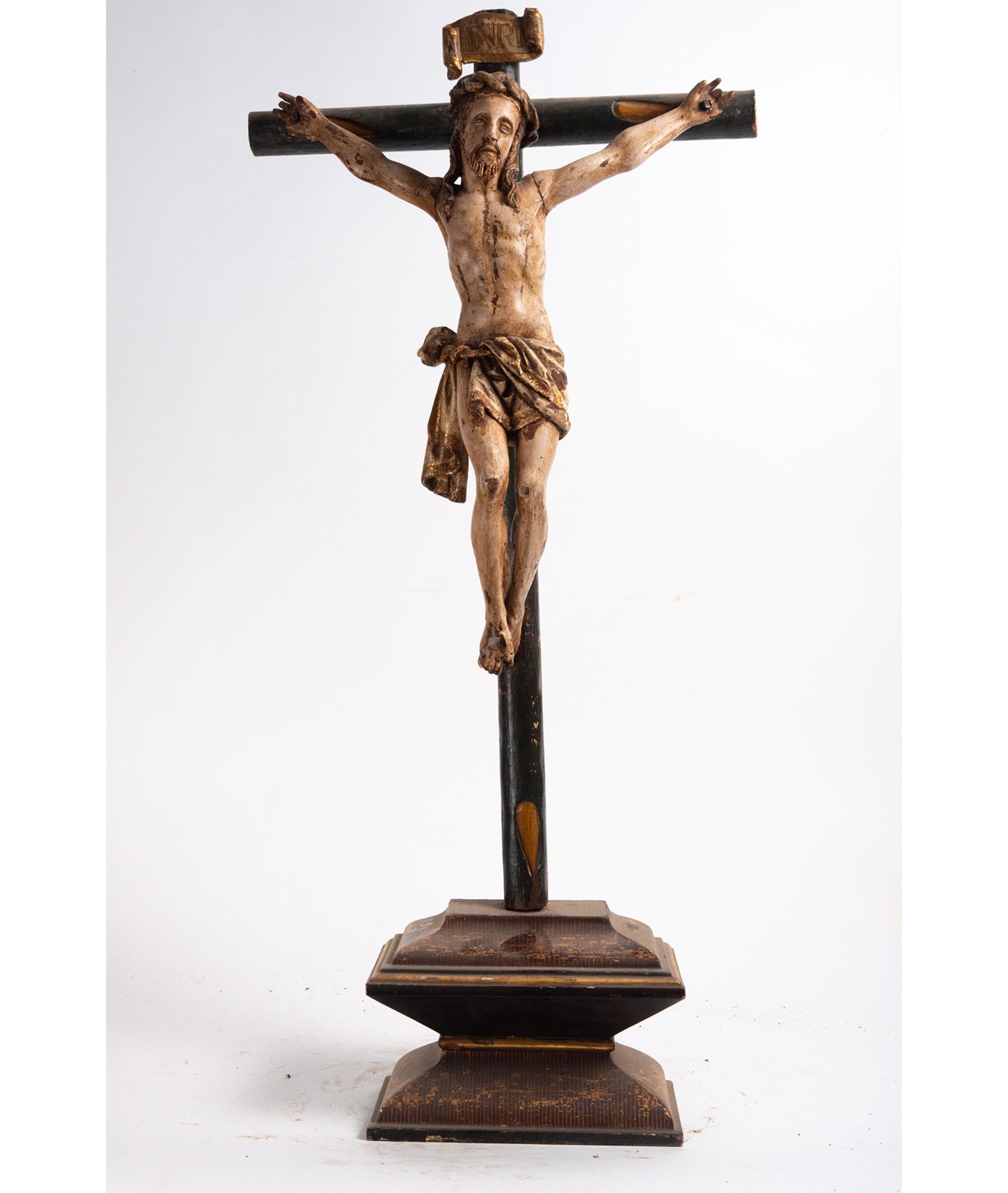 New Spain Colonial Christ in carved wood, 18th century