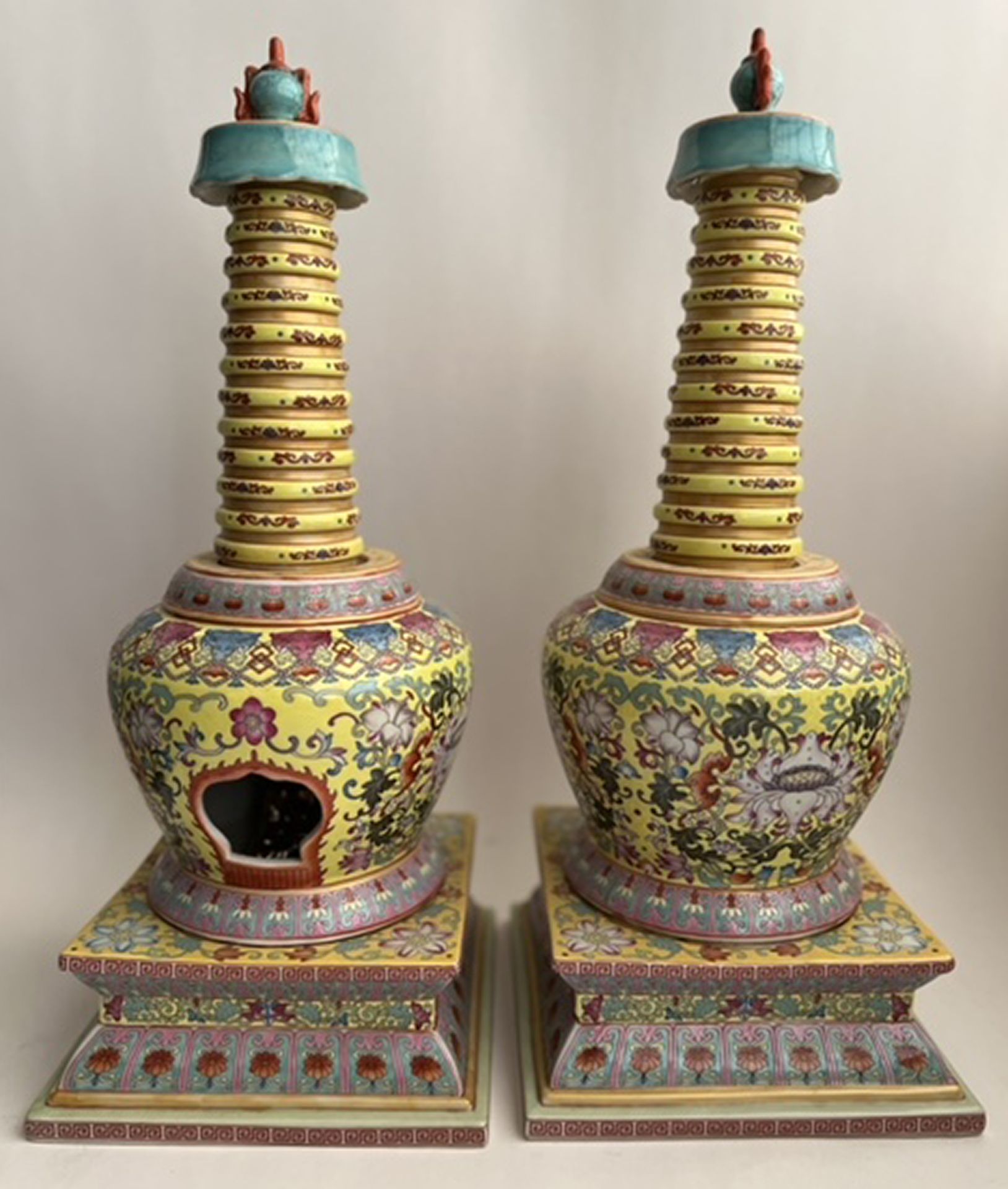 Large pair of famille rose stupas, Chinese school of the 20th century - Image 4 of 8