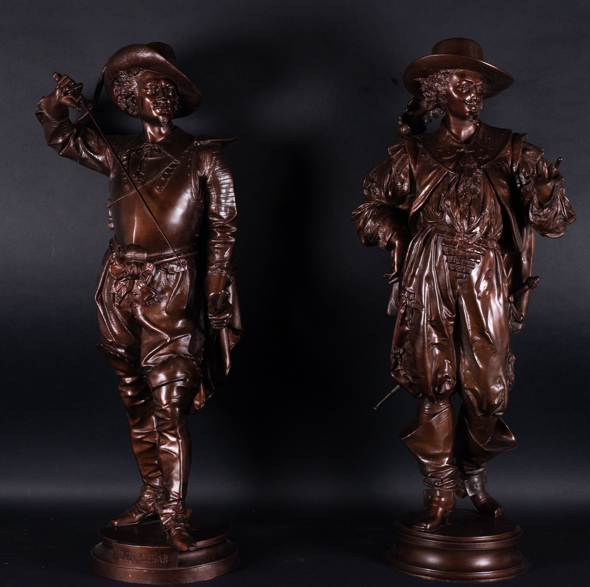 Pair of Great Musketeers in calamine, 19th-20th century