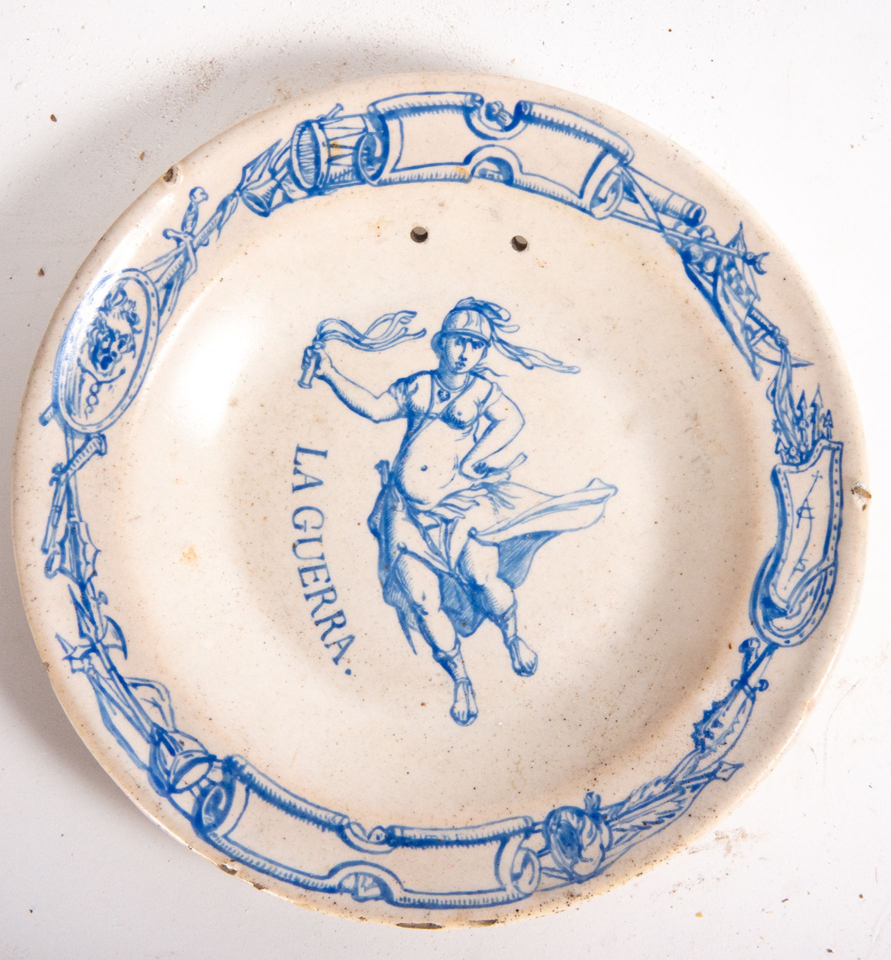 Pair of Plates from "War and Peace", Talavera, late 18th century - Image 2 of 4