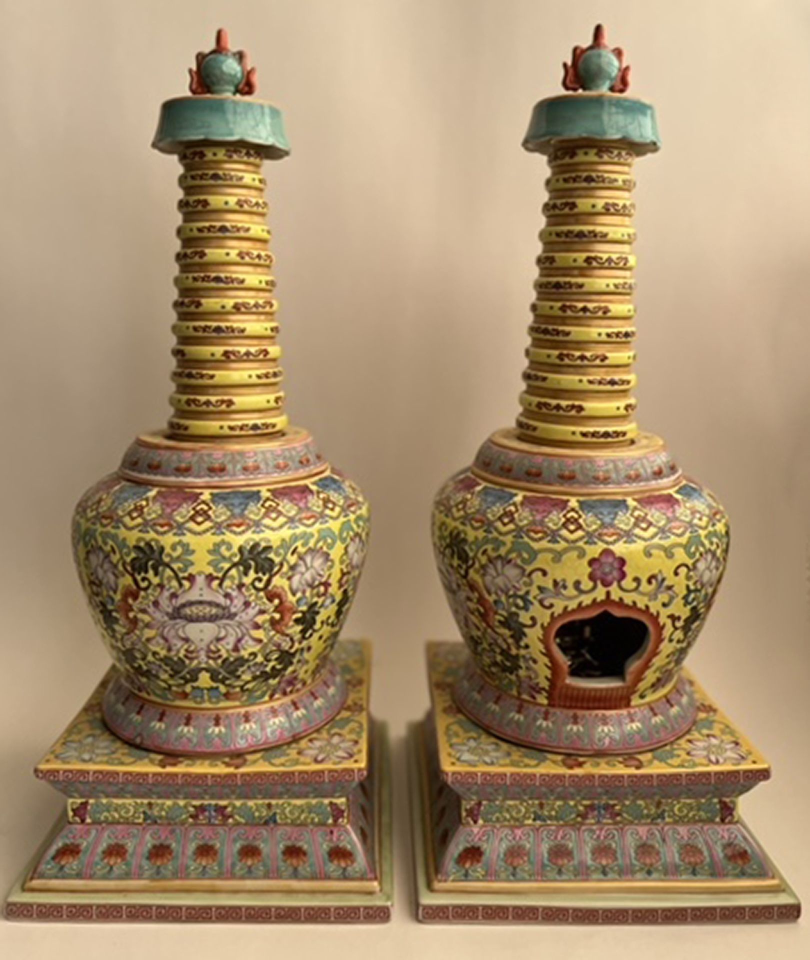 Large pair of famille rose stupas, Chinese school of the 20th century - Image 3 of 8