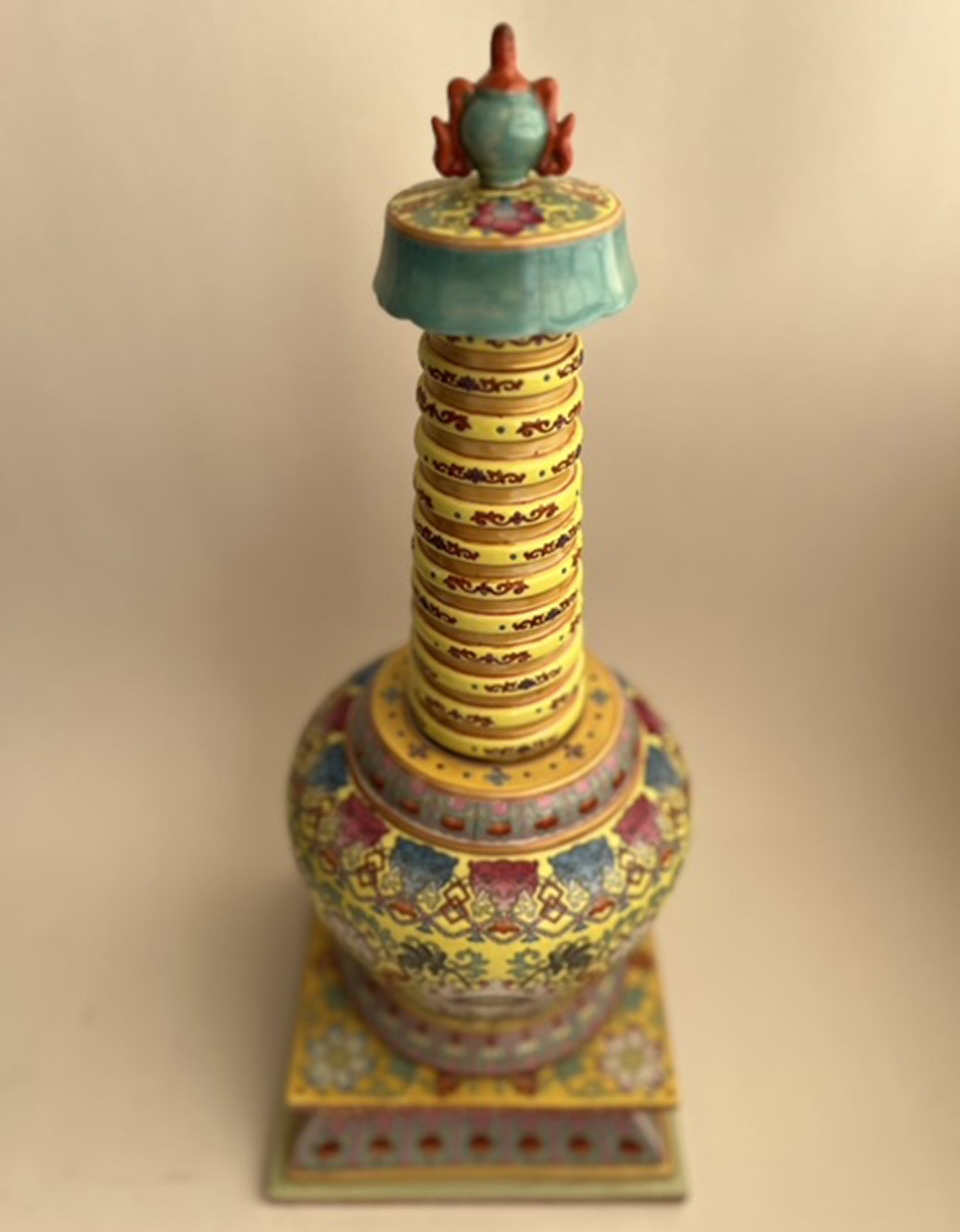Large pair of famille rose stupas, Chinese school of the 20th century - Image 6 of 8