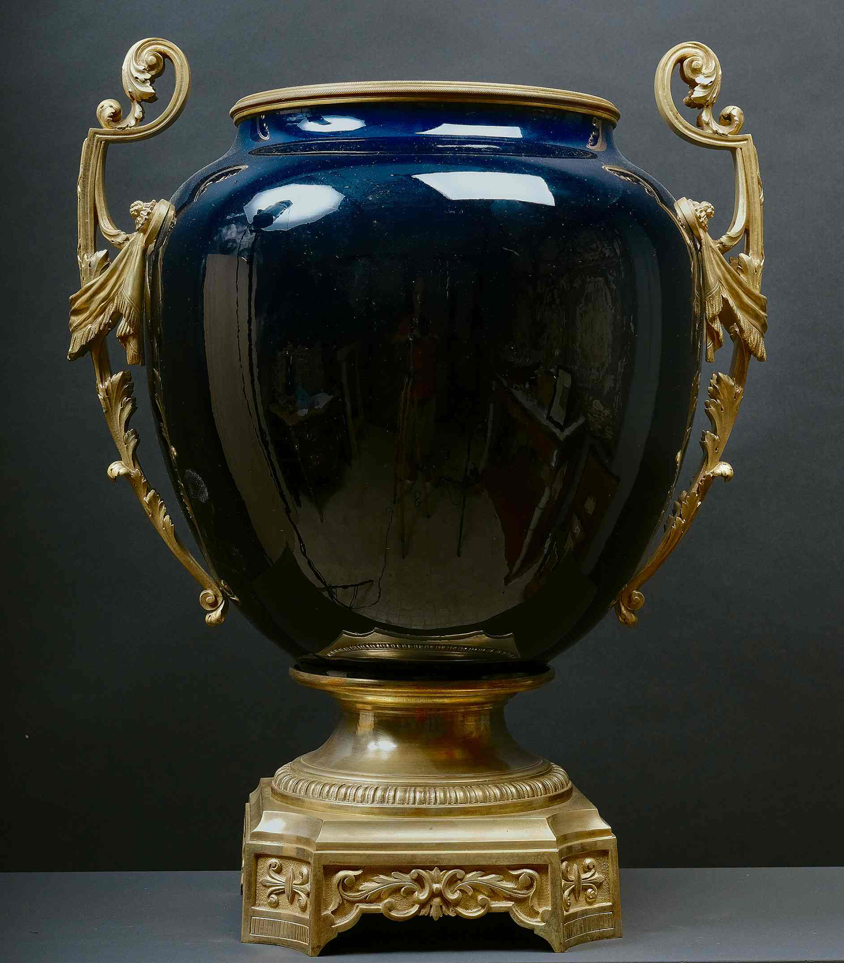 Large and Beautiful Sèvres Vase mounted in gilt bronze, Napoleon III Period, France, 19th century