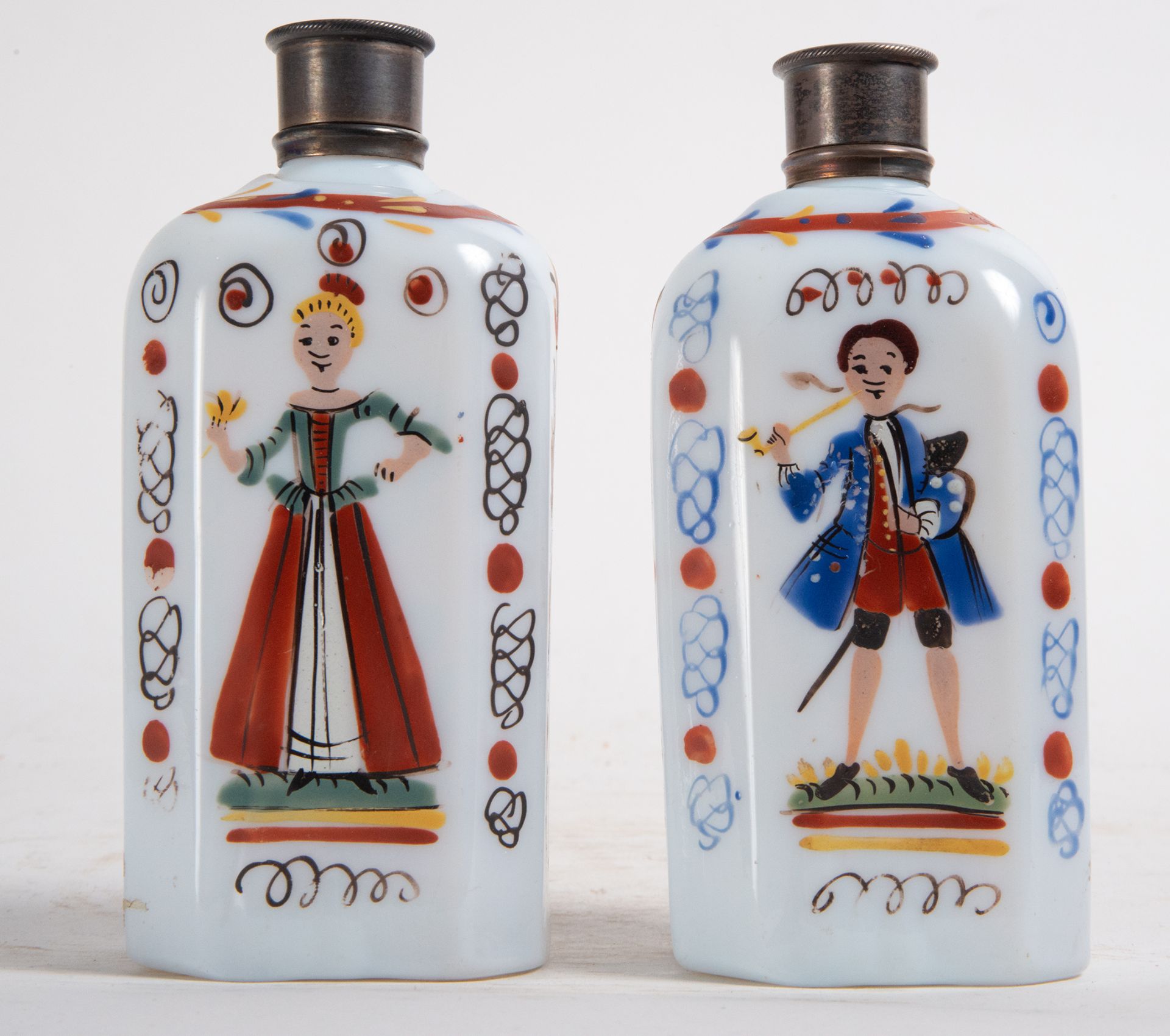 Pair of Bottles in Opanina, La Granja, 19th century