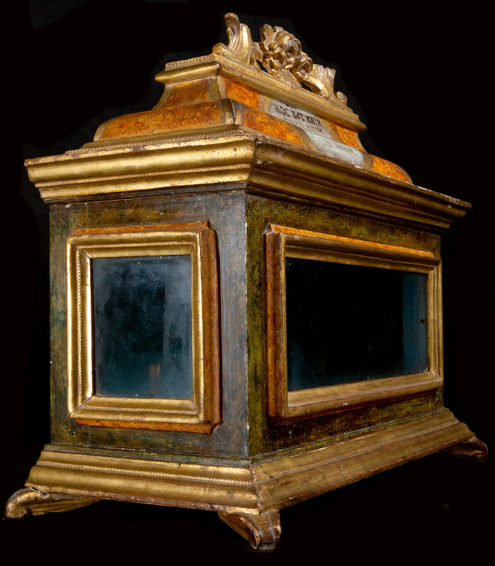 Important Baroque Display for Reliquary in gilded and polychrome wood, Italy or Spain, second half o - Image 4 of 7
