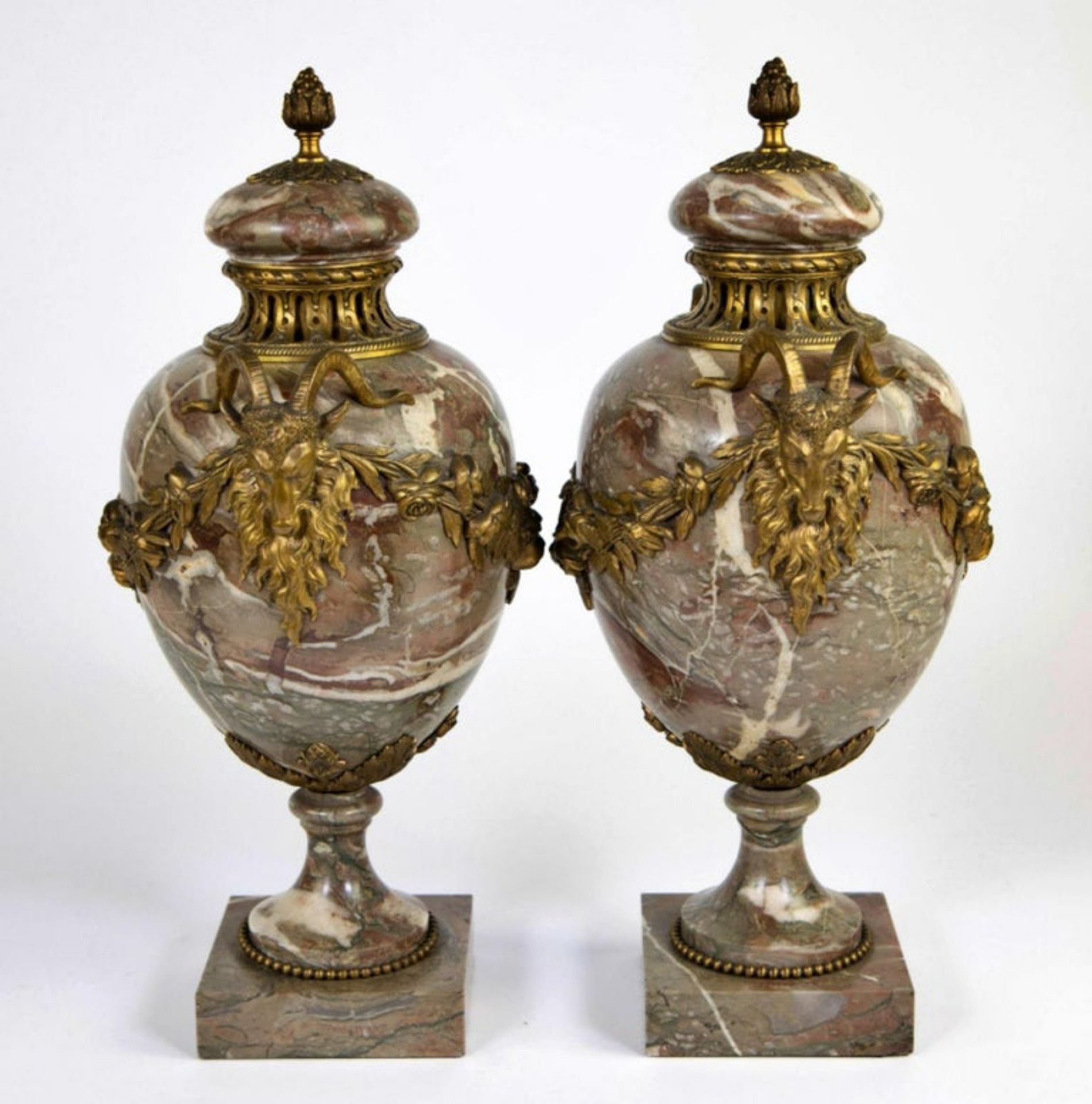 Pair of elegant French censer vases from the 19th century - Image 2 of 3