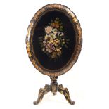 Napoleon III Oval Tabletop "Chinoisserie" type in lacquered and gilded wood and mother of pearl, Fra
